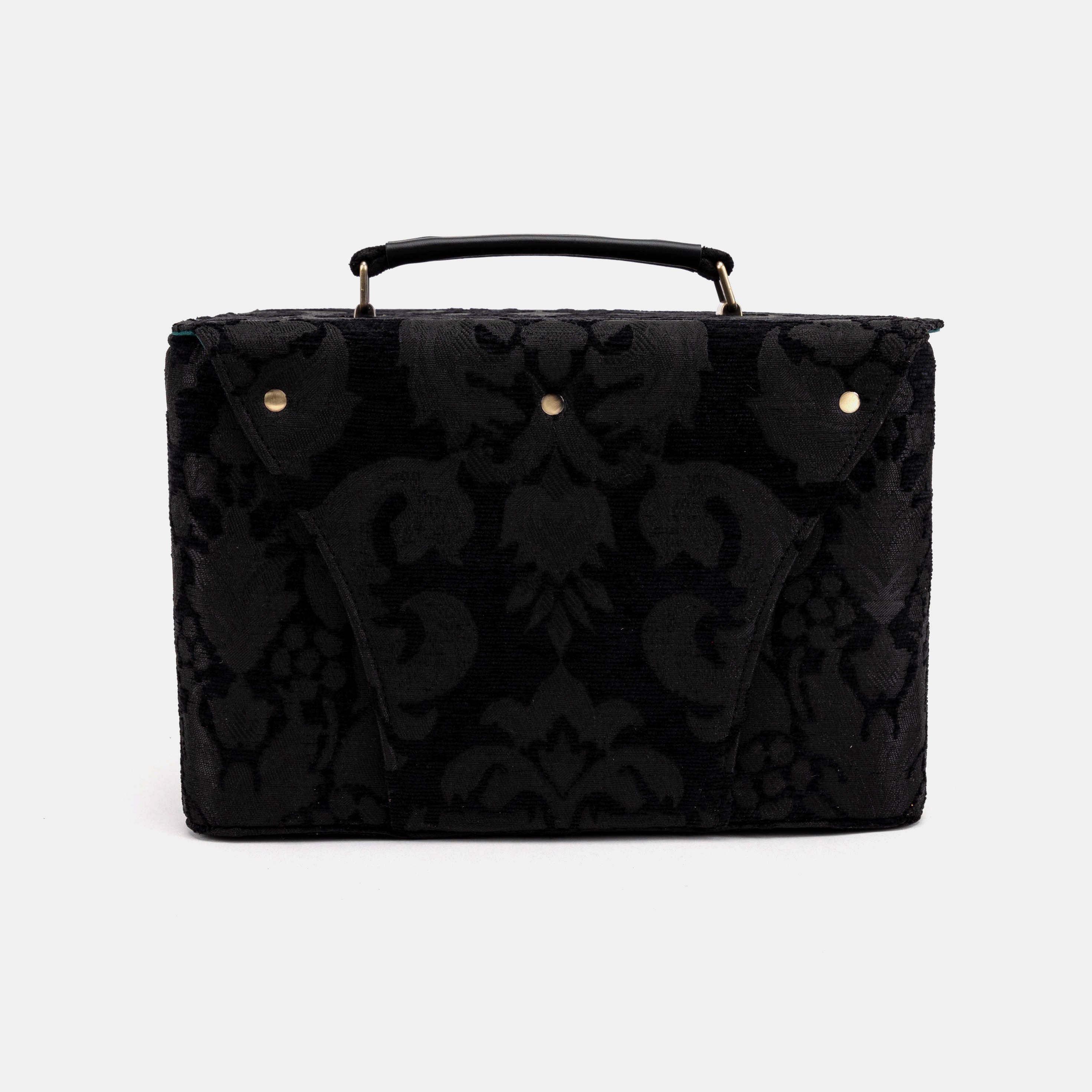 Victorian Blossom Black/Black Josephine Large Train Case of America back