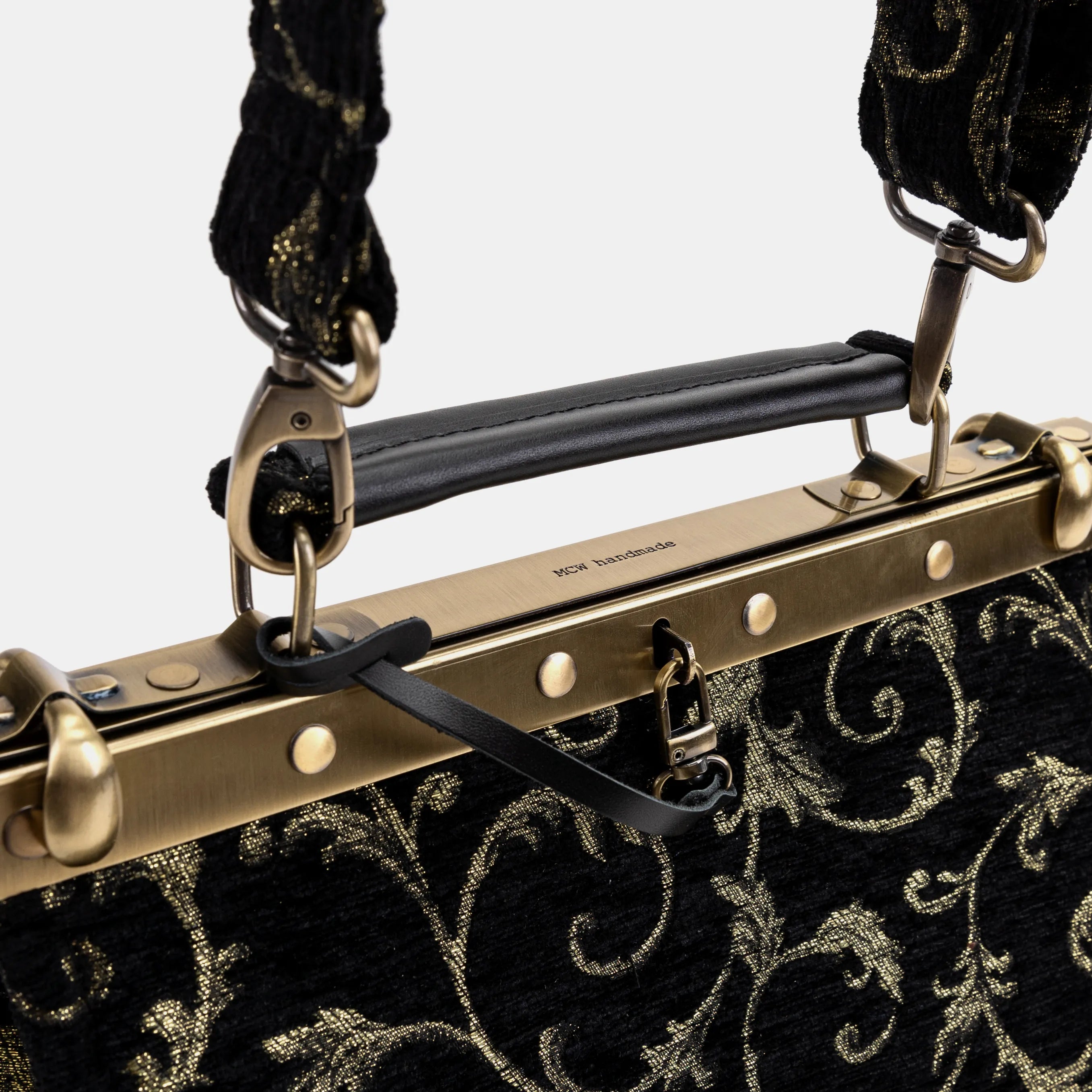 Vintage Scroll Black Green Cecile Carpet Purse Gladstone Bag of America handle