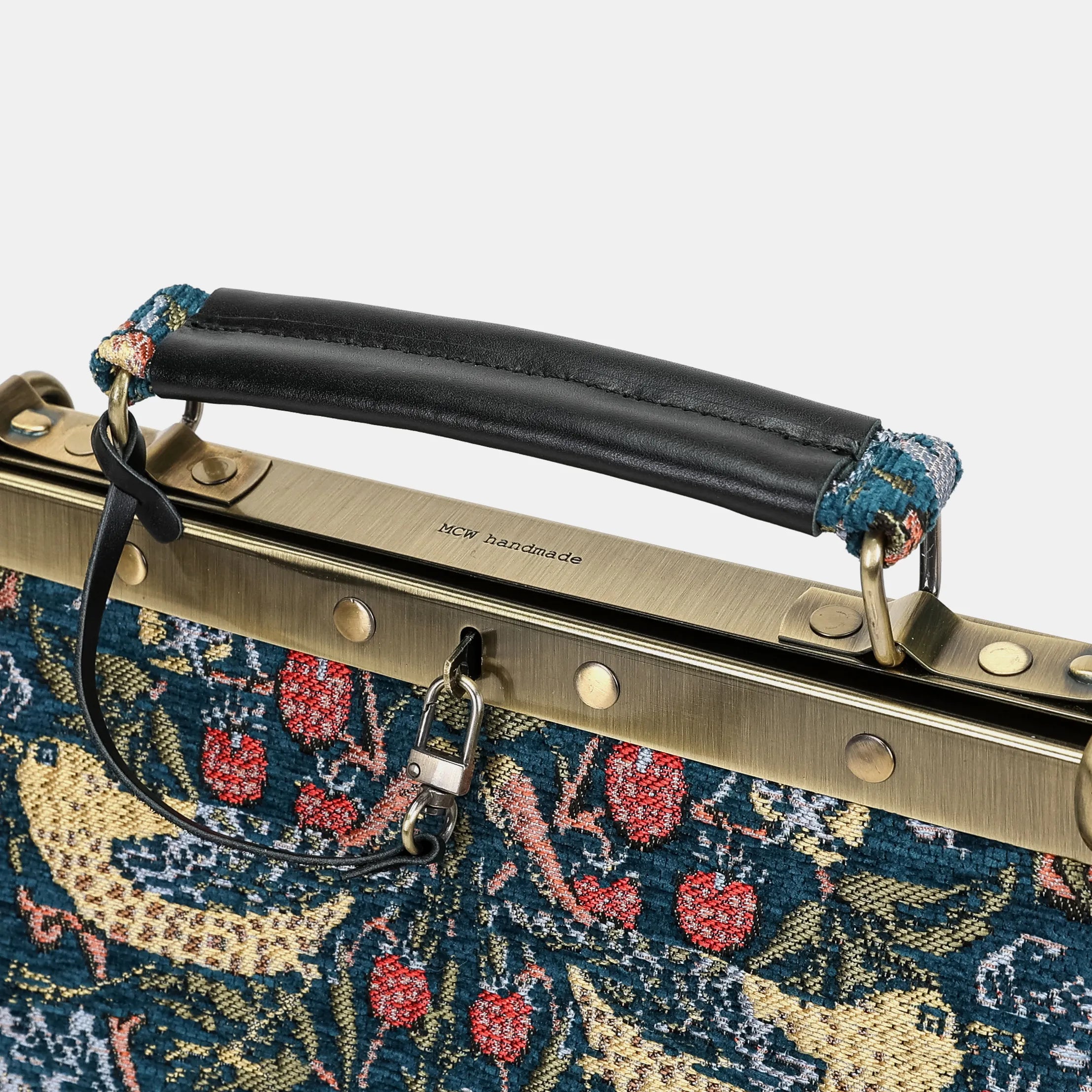 William Morris Strawberry Thief Cecile Carpet Purse Gladstone Bag logo