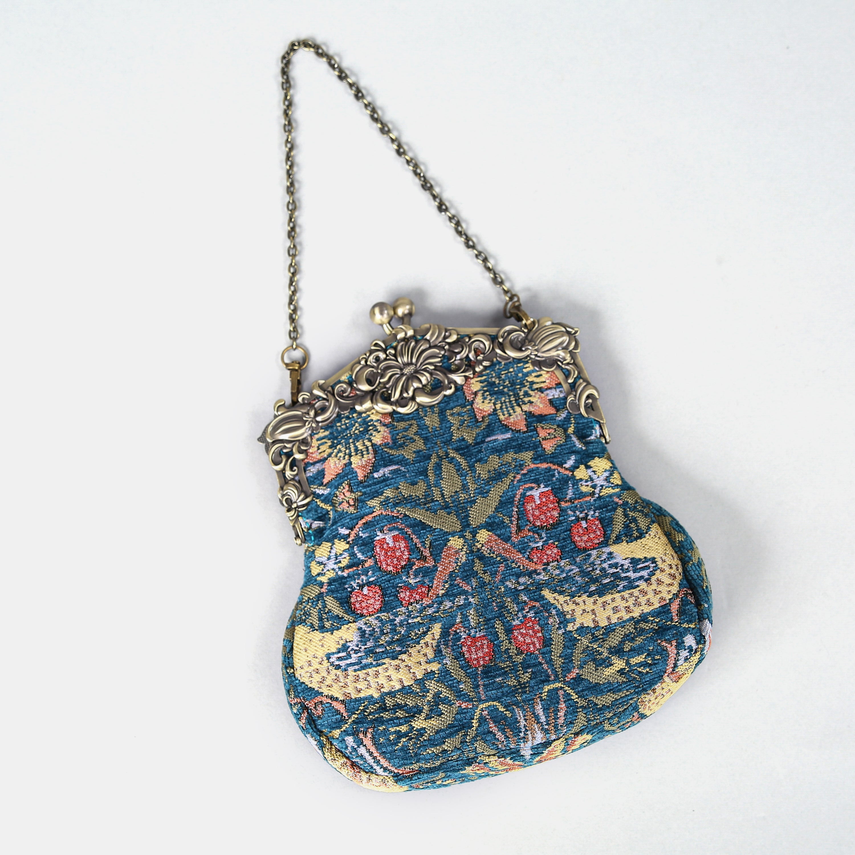 William Morris Strawberry Thief Chatelaine Purse Large carpet bag of America lay flat