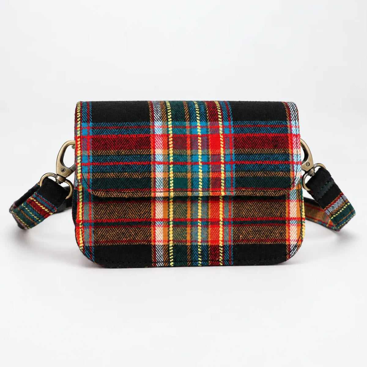 Tartan Stewart Black Flap Crossbody Bag Carpetbag of America main