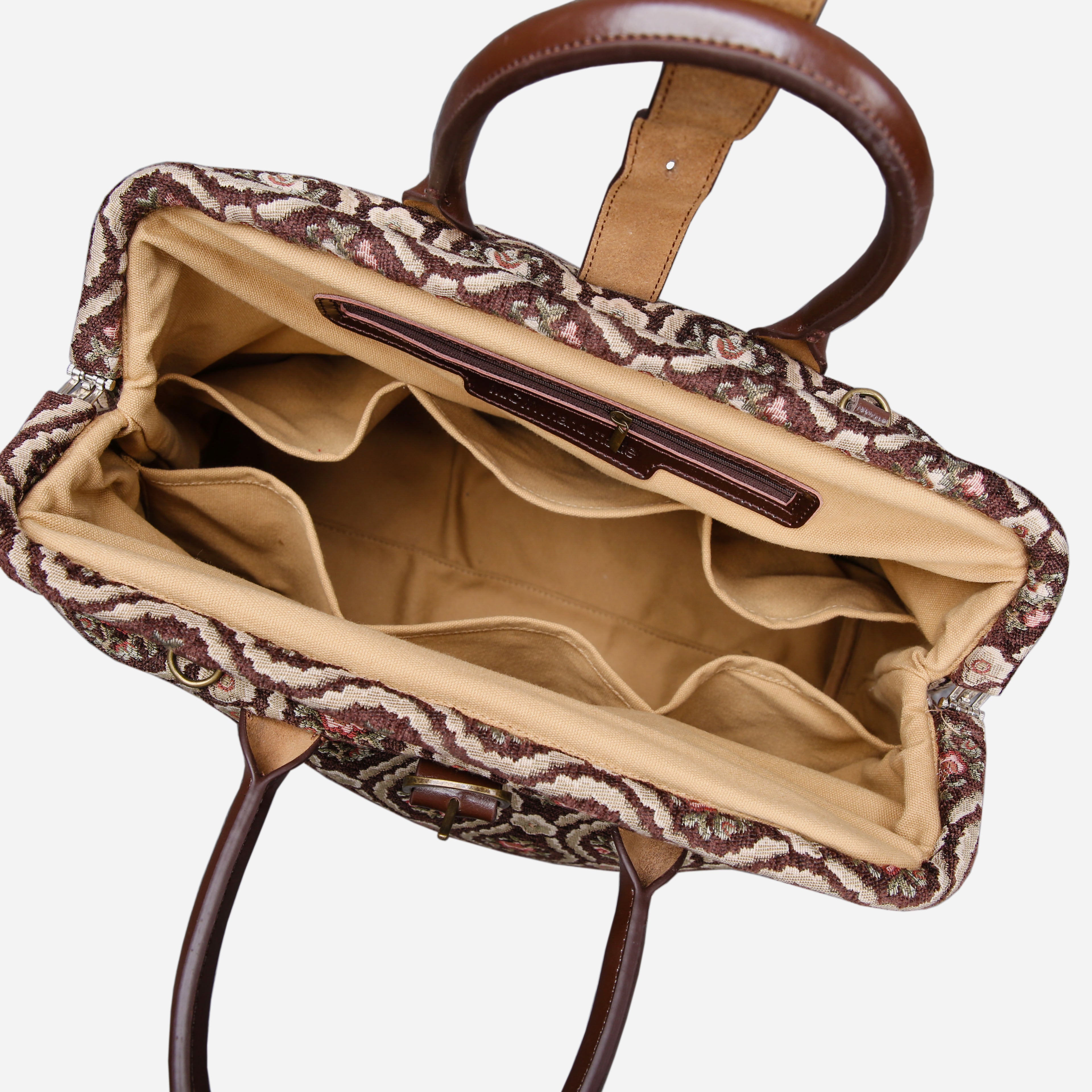 Traditional Coffee Mary Poppins Weekender Carpetbag of America open