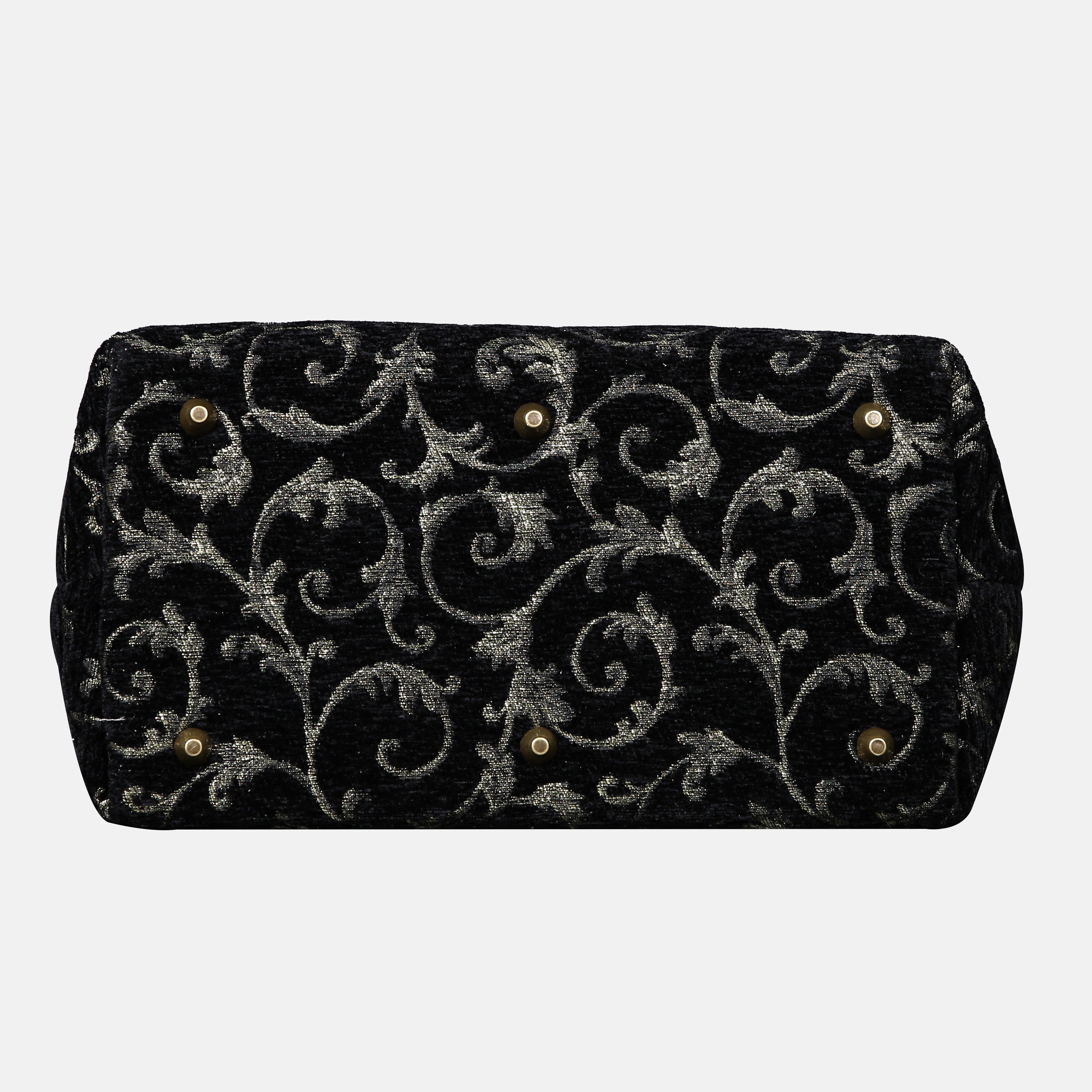 Vintage Scroll Black Green Carpet Handbag Purse of America bottom