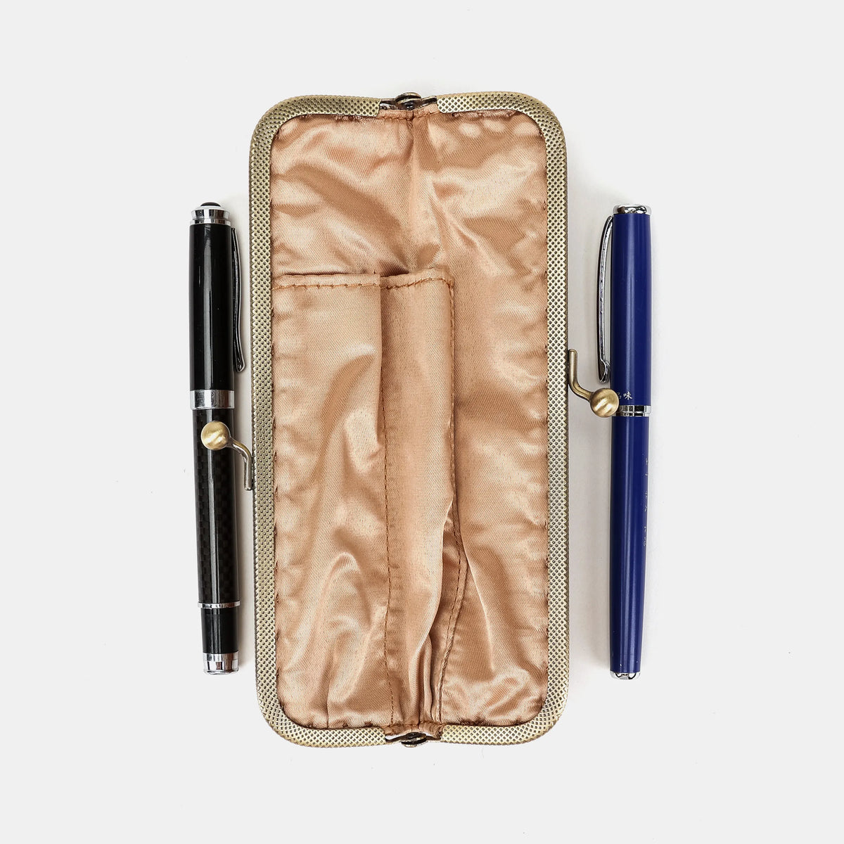 Abstract Brown Duo Pen Case Carpetbag of America inside