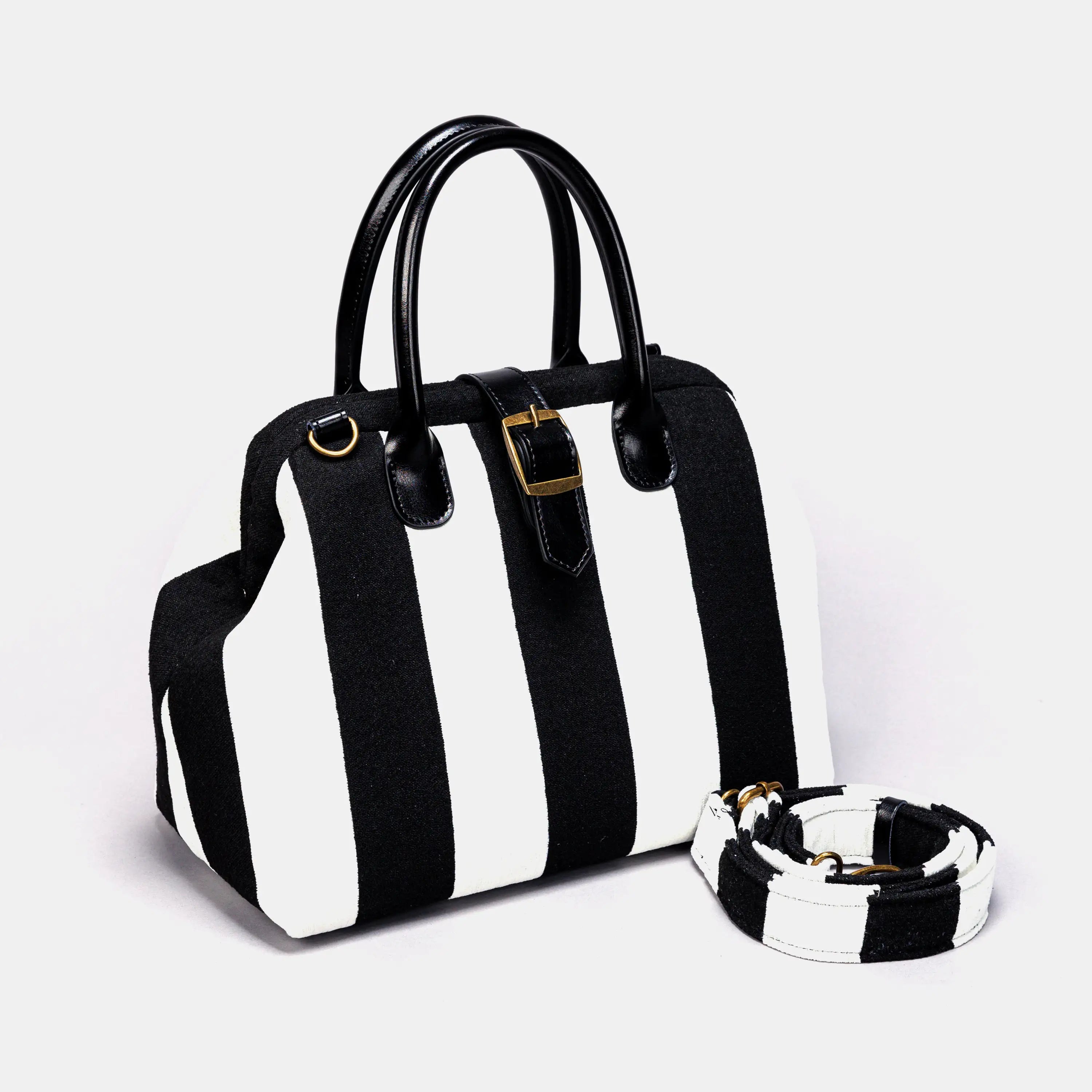 Black & White Beetlejuice Carpet Handbag Purse of America with strap