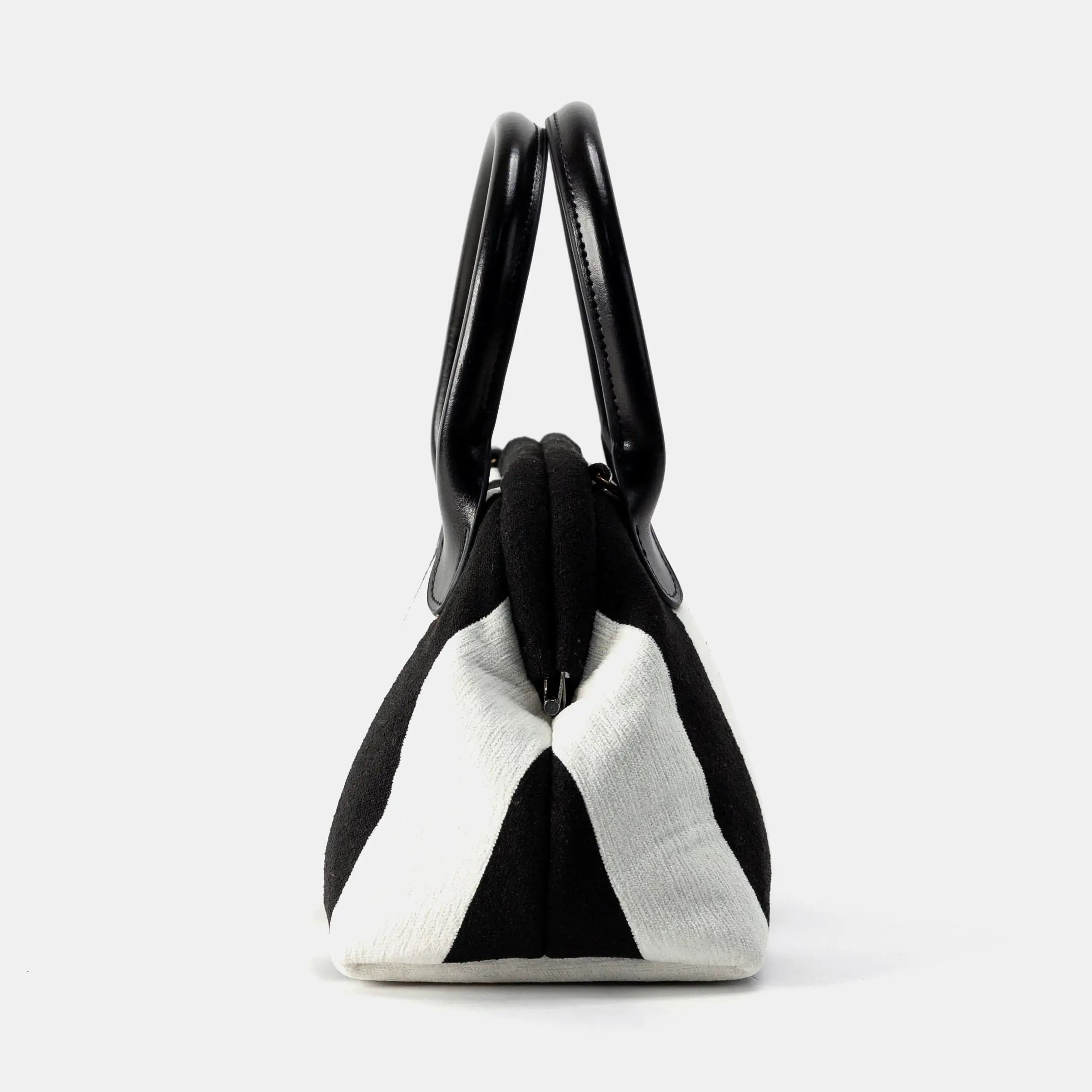 Black & White Beetlejuice Carpet Satchel inside