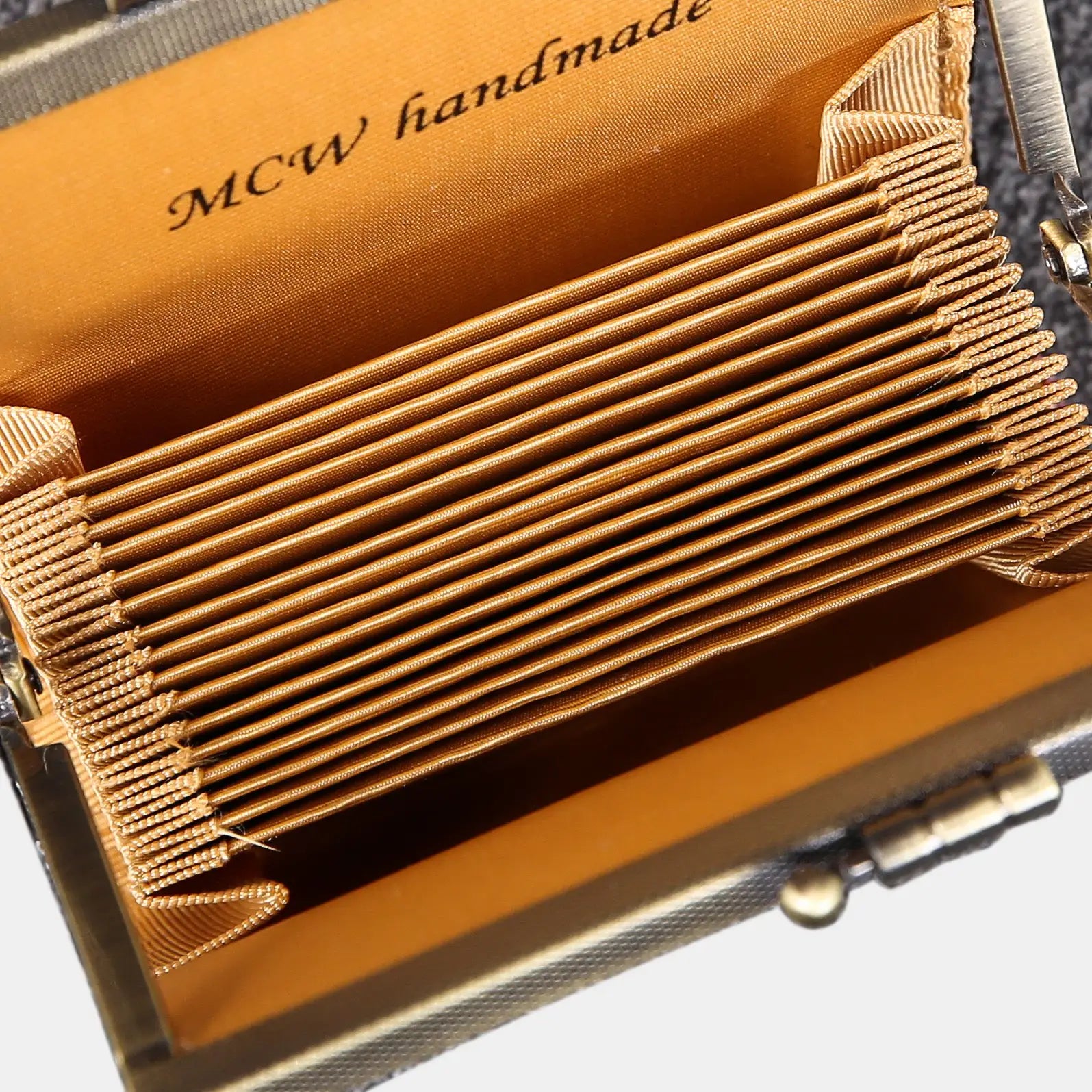 Botanical Garden Card Wallet of America inside