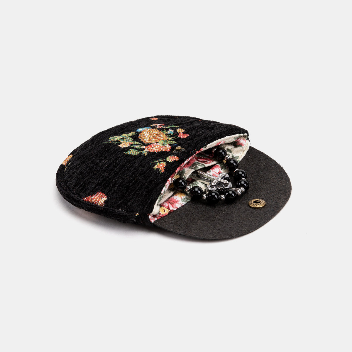 Bouquets Black Rosary Bag of America in use-2