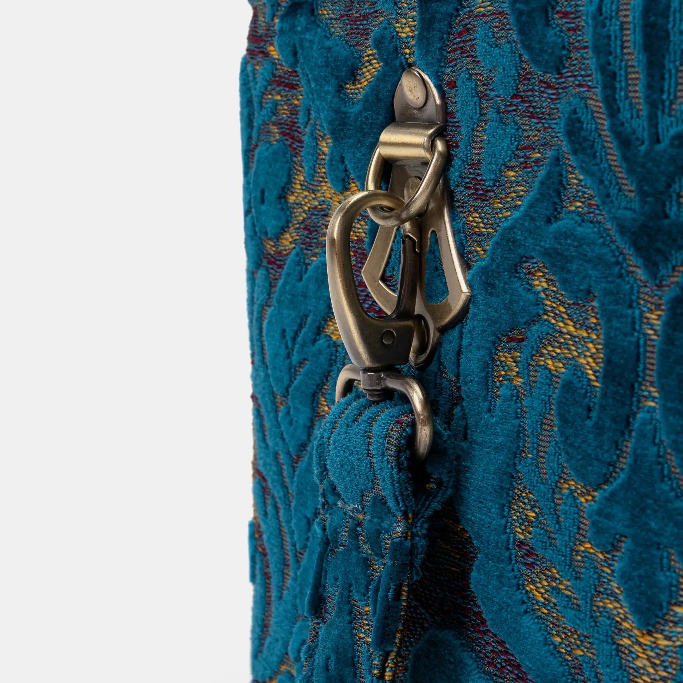Burnout Velvet Aqua Blue Josephine Large Train Case buckle