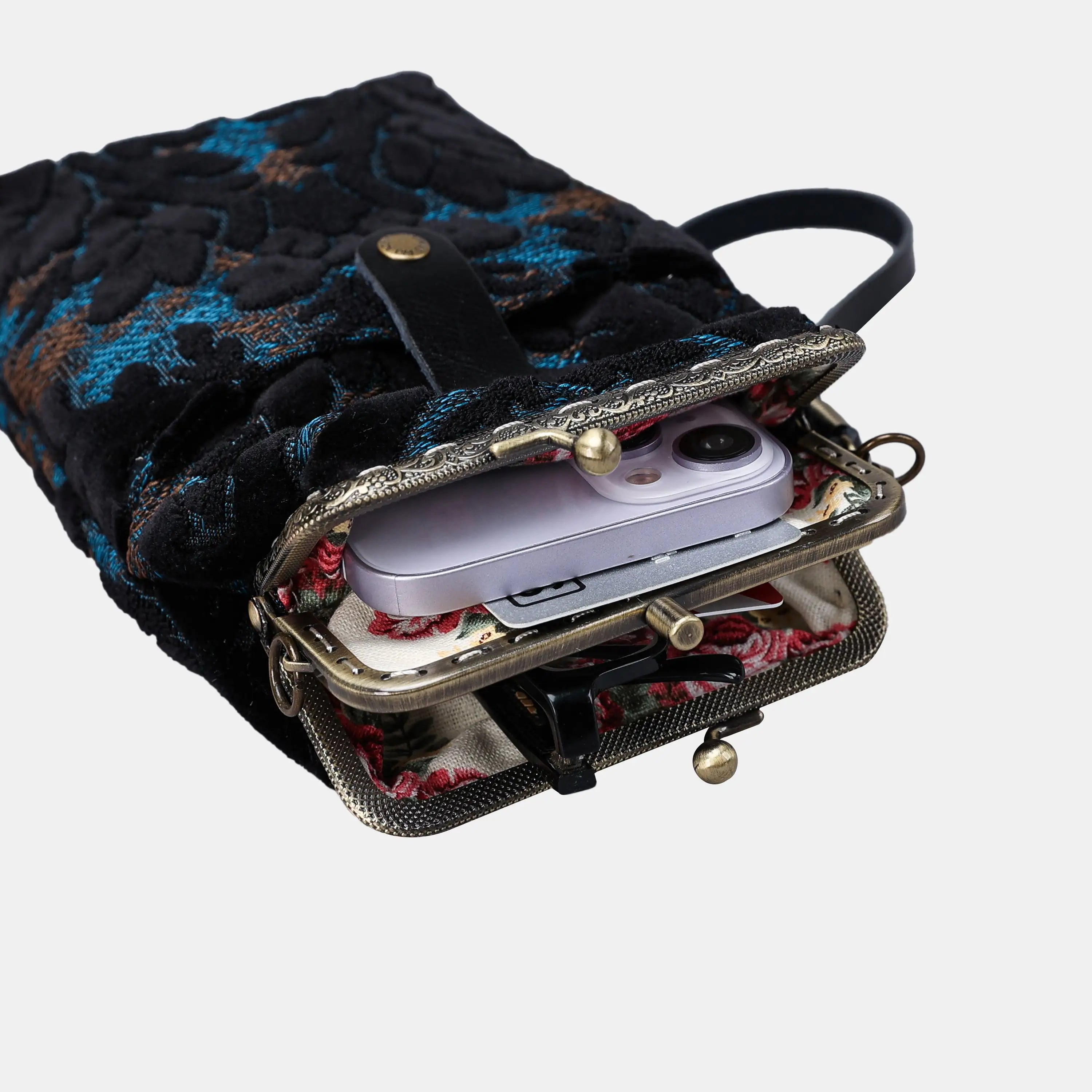 Burnout Velvet Black Carpet Phone Case Carpetbag of America in use