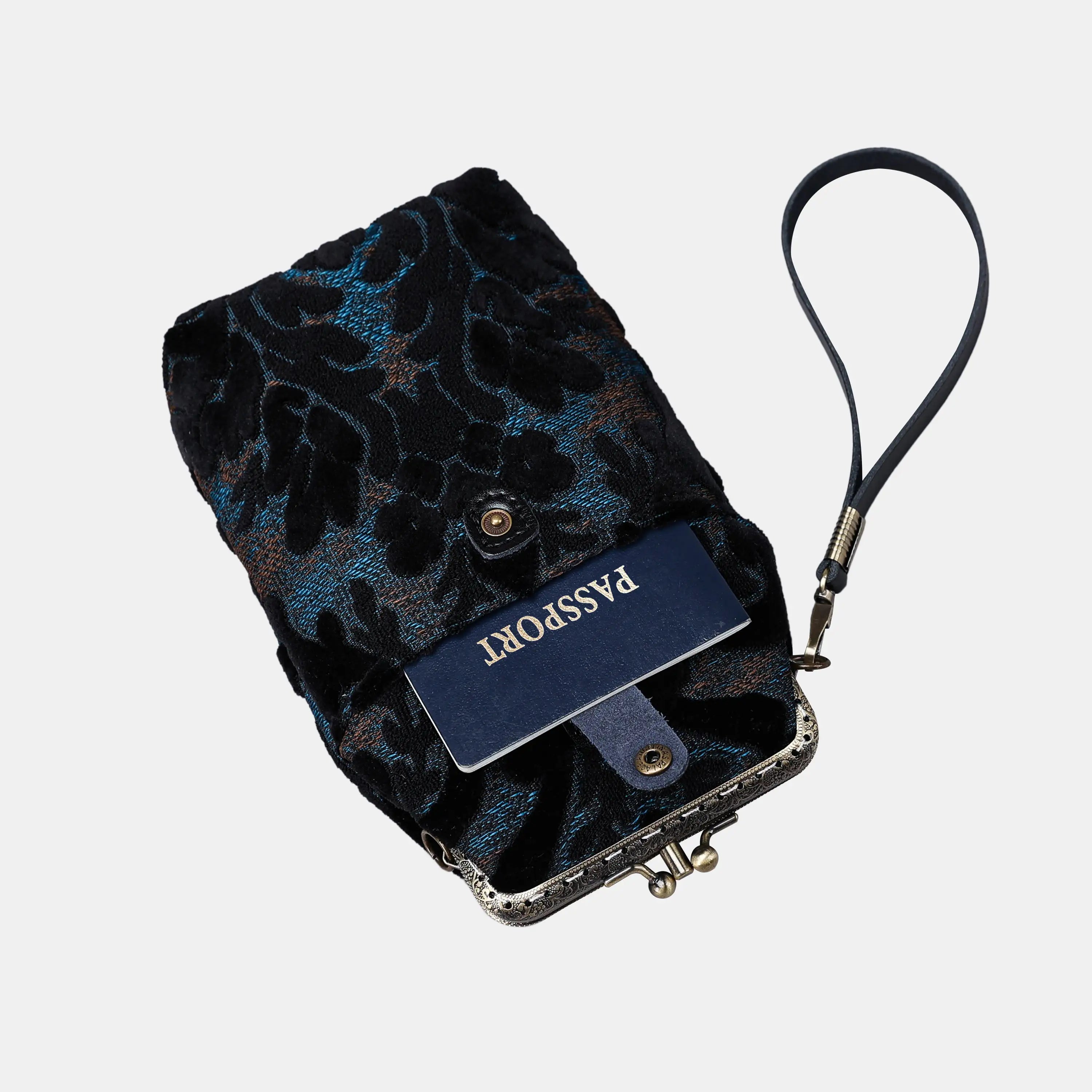 Burnout Velvet Black Carpet Phone Case Carpetbag of America pocket