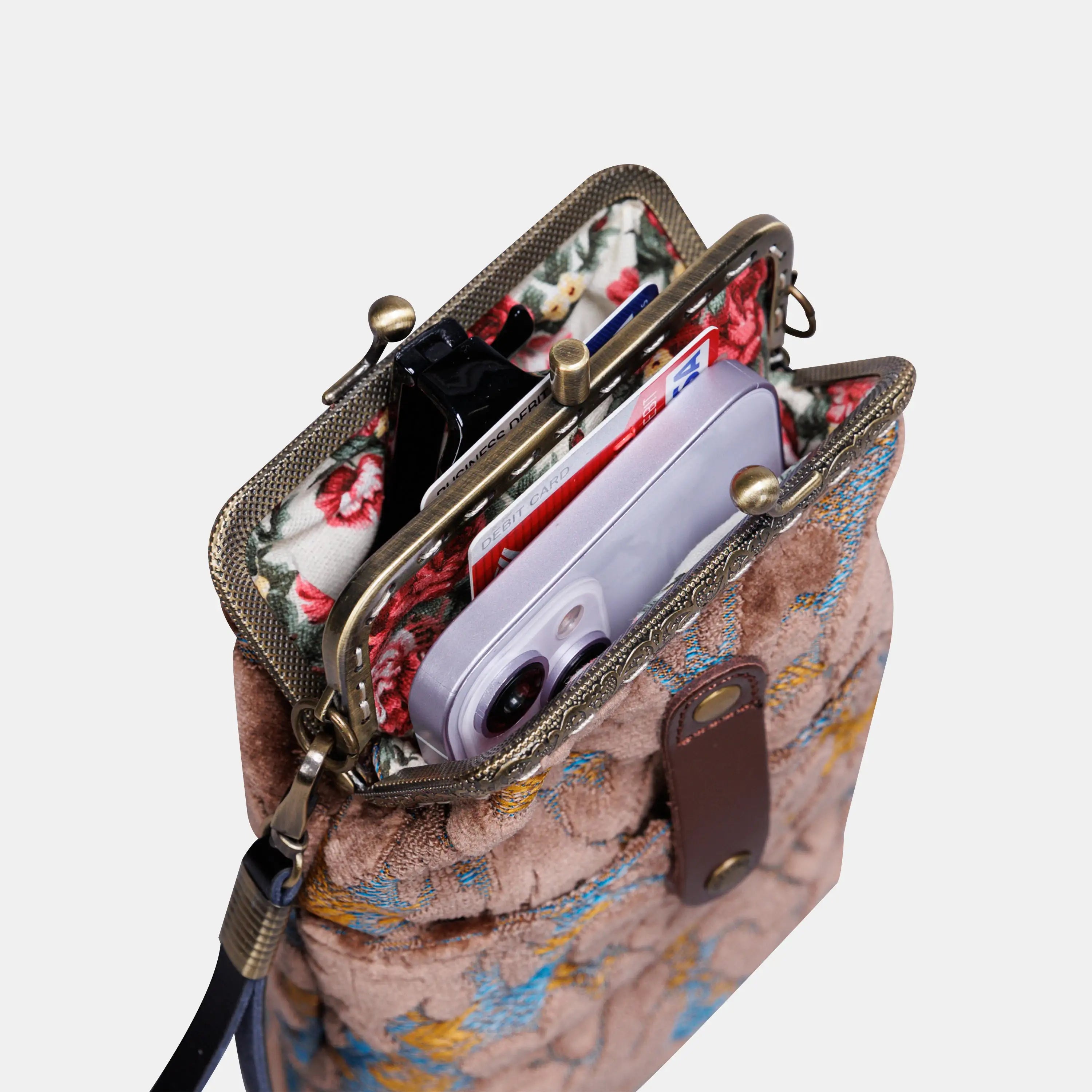 Burnout Velvet Camel Carpet Phone Case Carpetbag of America opening
