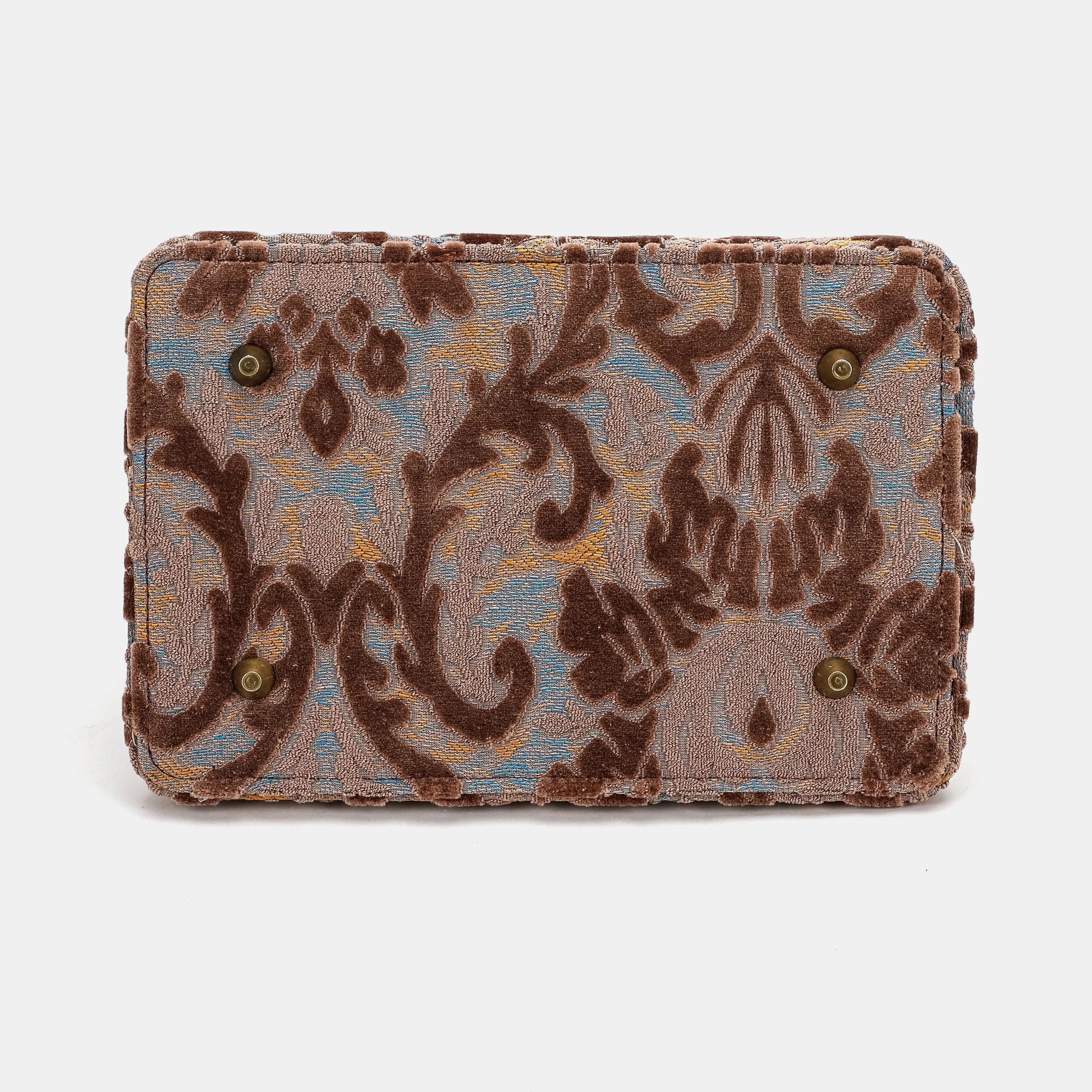 Burnout Velvet Camel Cecile Carpet Purse Gladstone Bag of America bottom