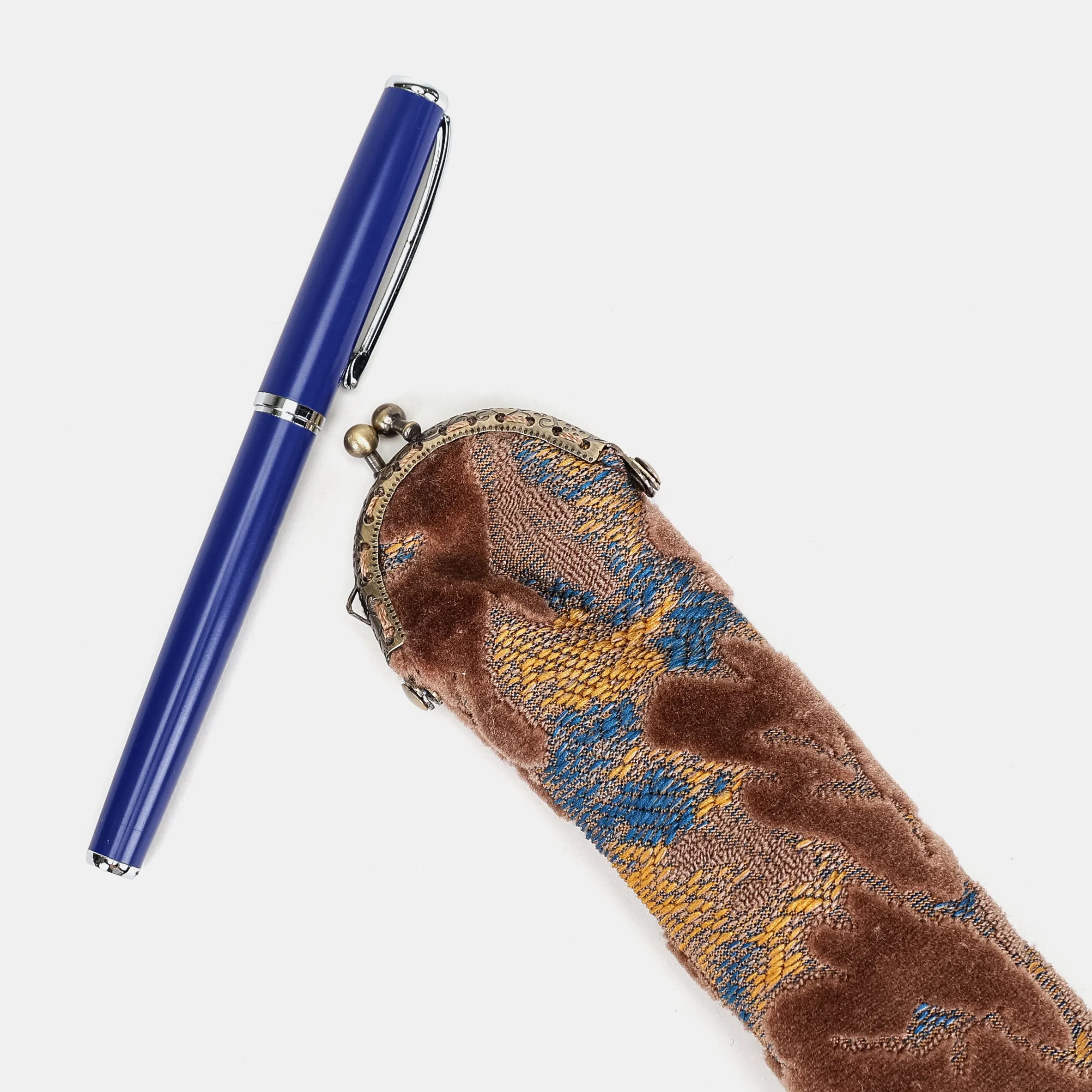 Burnout Velvet Camel Solo Pen Case Carpetbag of America with pen