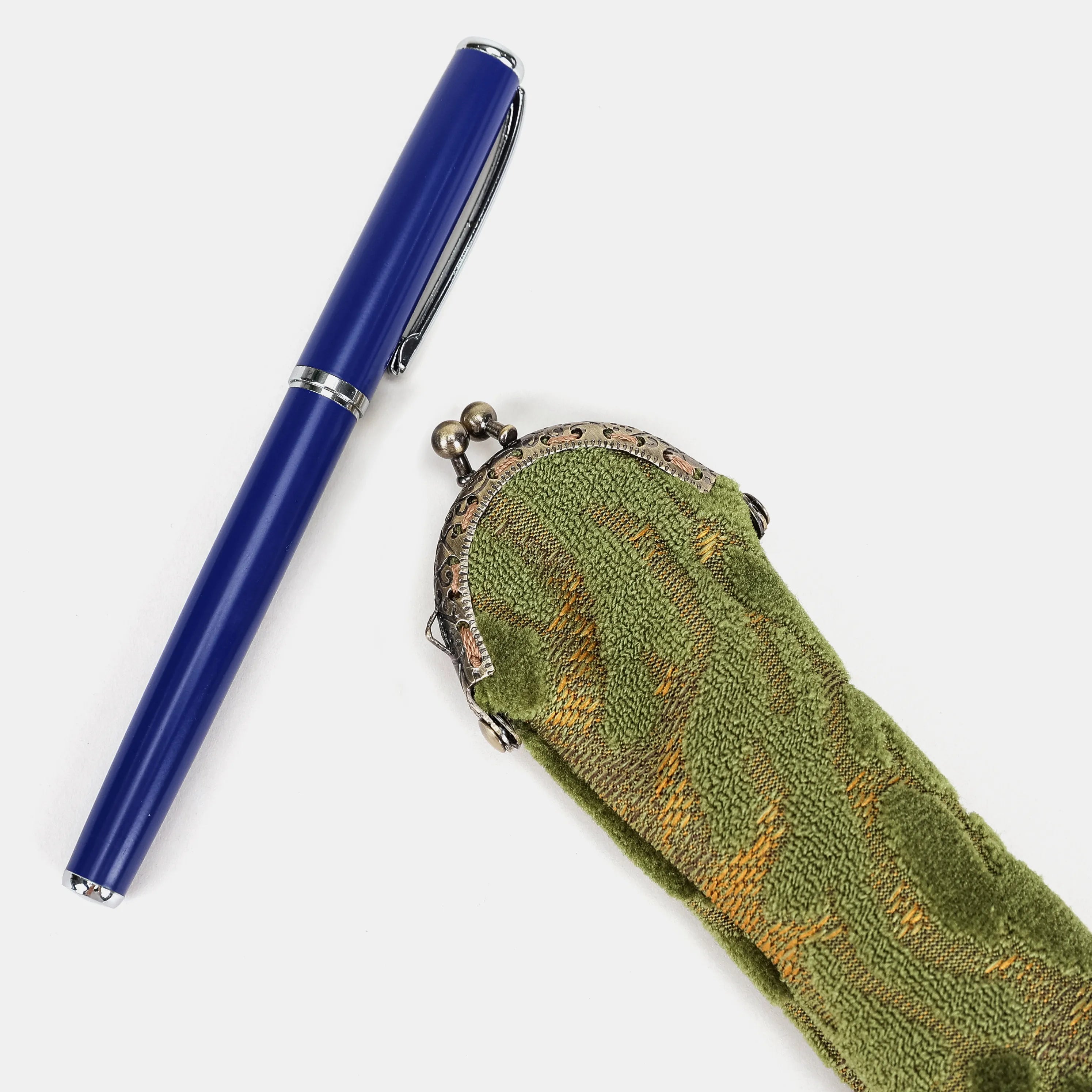 Burnout Velvet Fern Green Solo Pen Case Carpetbag of America with pen