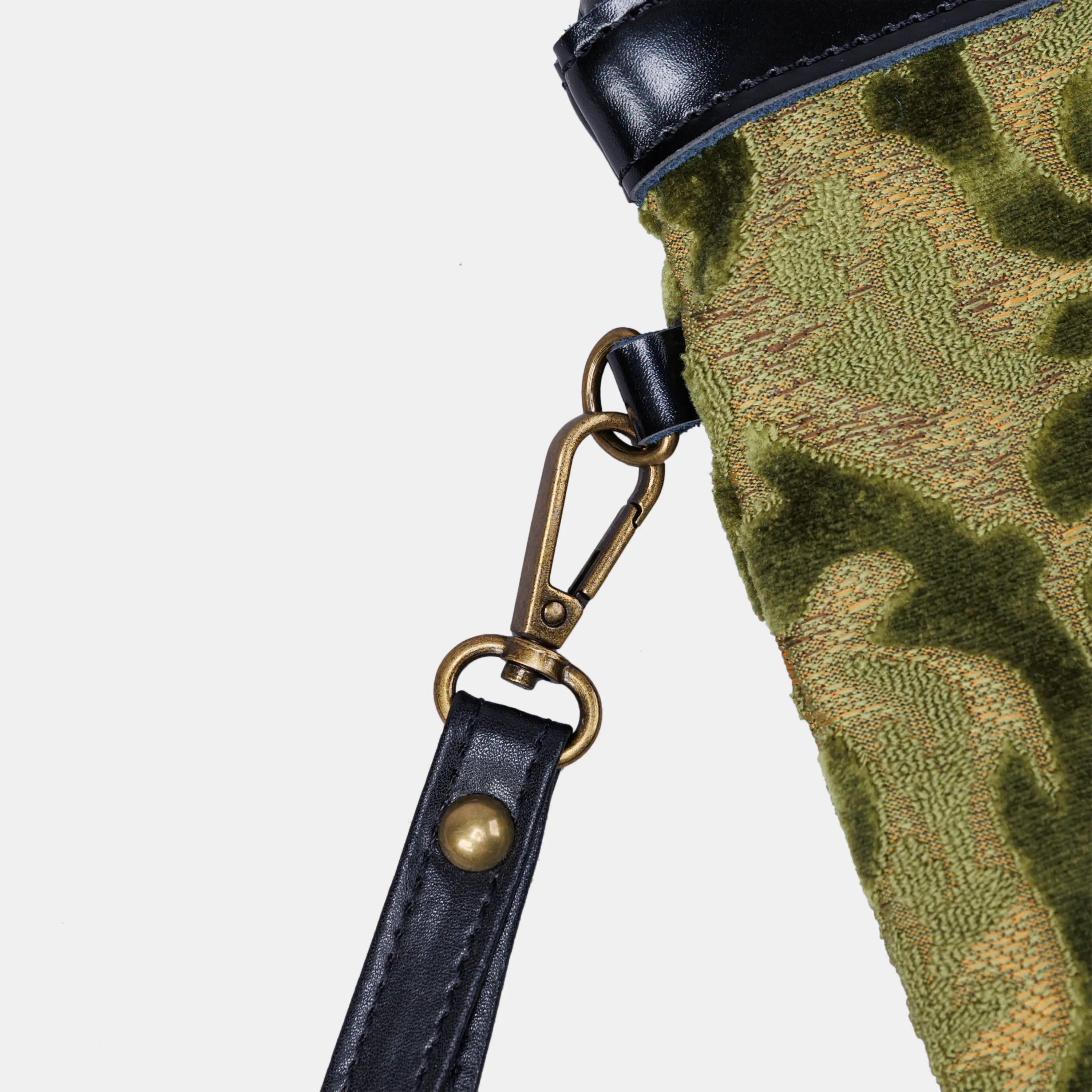 Burnout Velvet Fern Green carpet bag MCW Handmade details