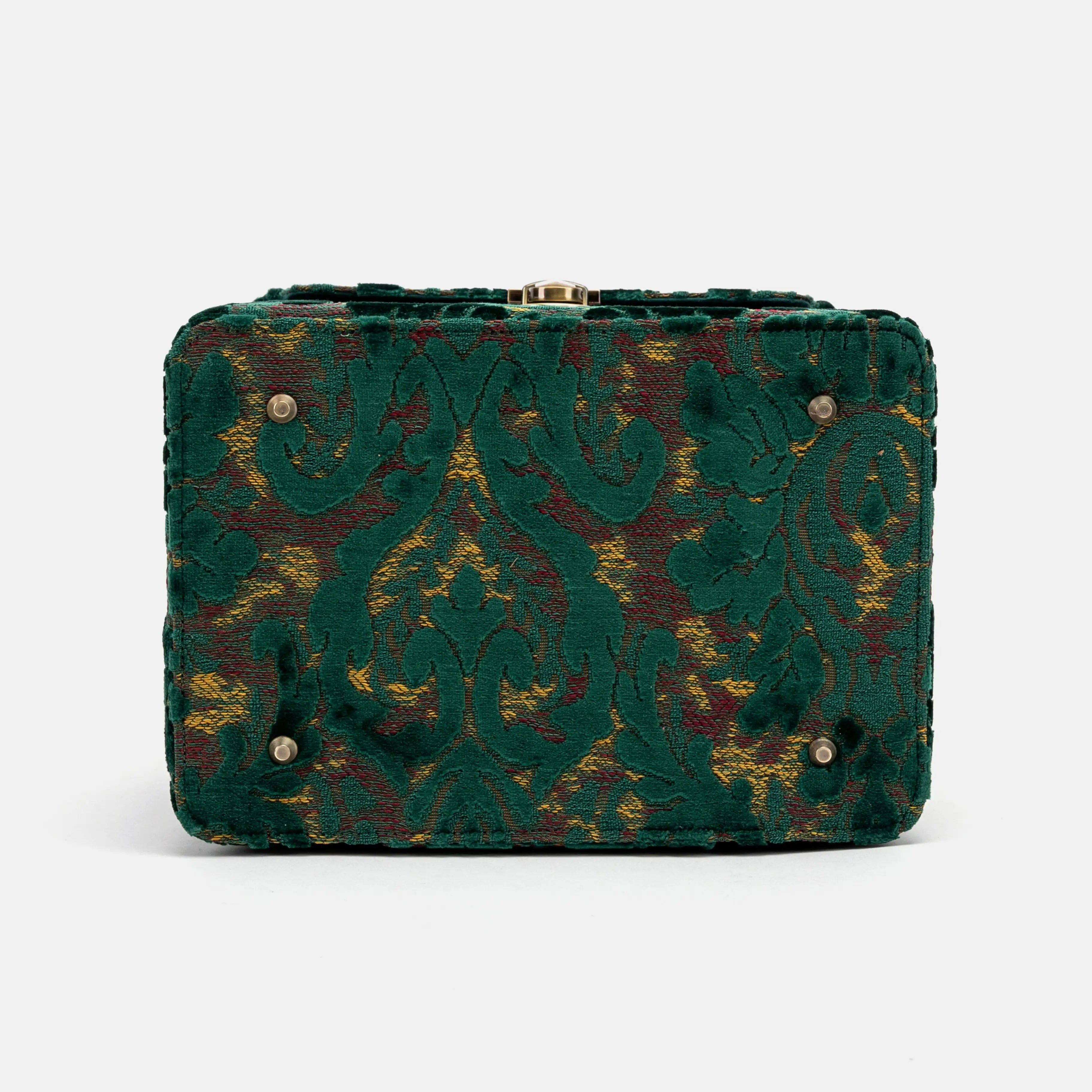 Burnout Velvet Jade Green Josephine Large Train Case of America bottom