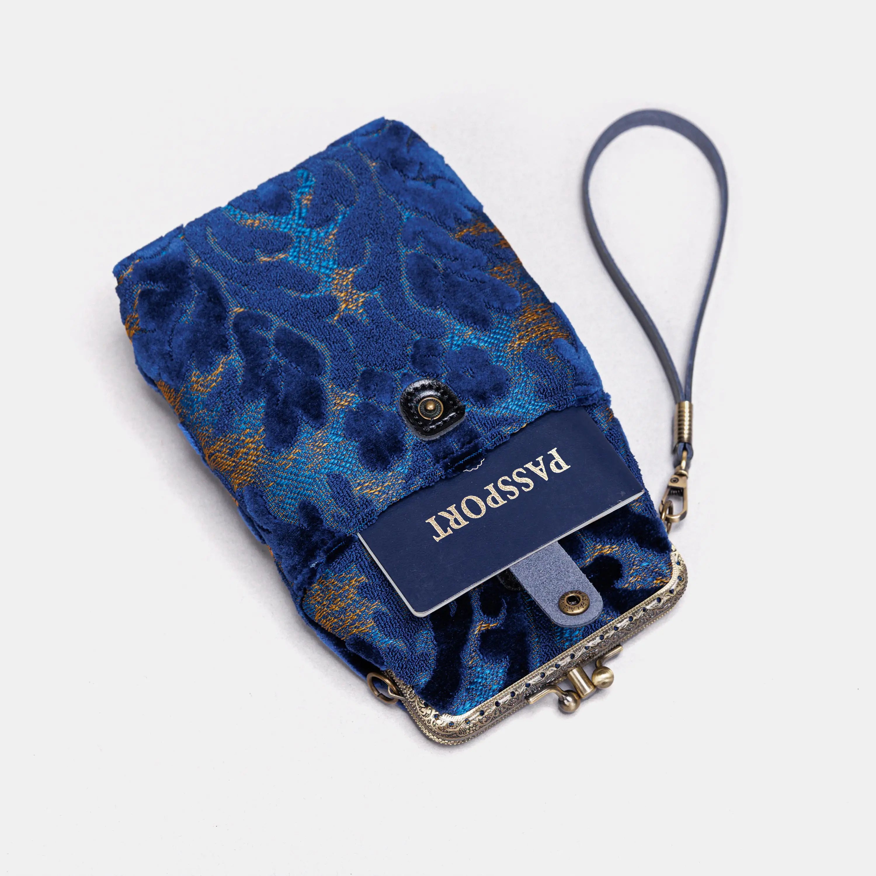 Burnout Velvet Navy Carpet Phone Case Carpetbag of America pocket