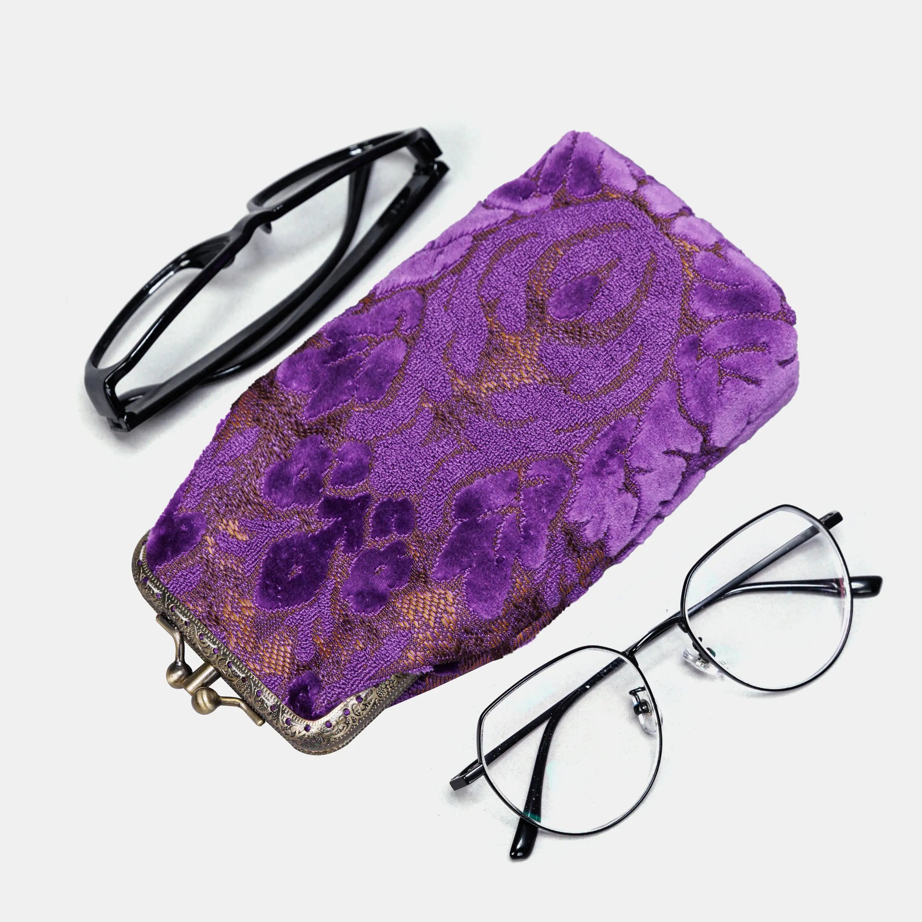 Burnout Velvet Purple Carpet Eyeglasses Case of America with glasses-2