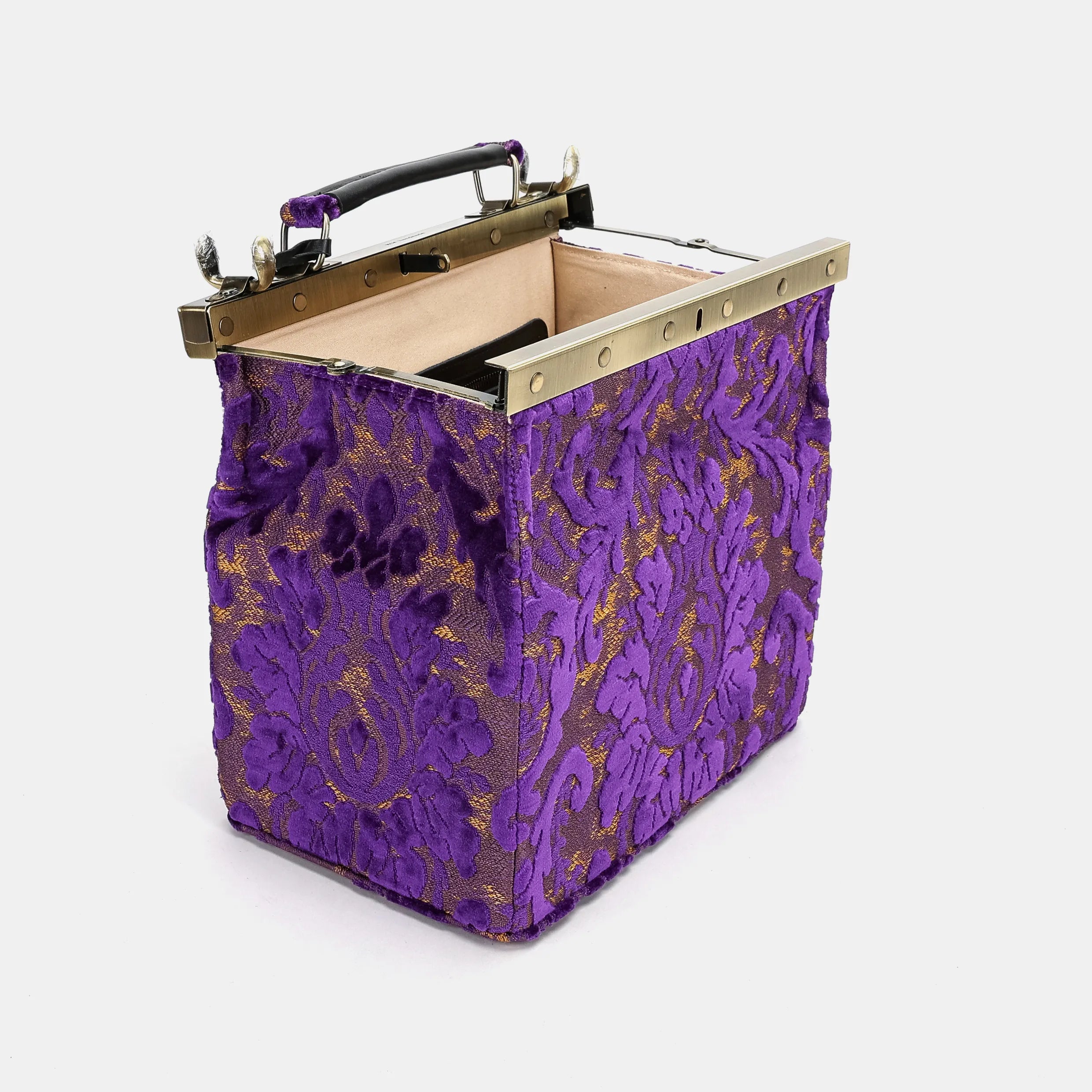 Burnout Velvet Purple Vivienne Carpet Purse Gladstone Bag America open and stand