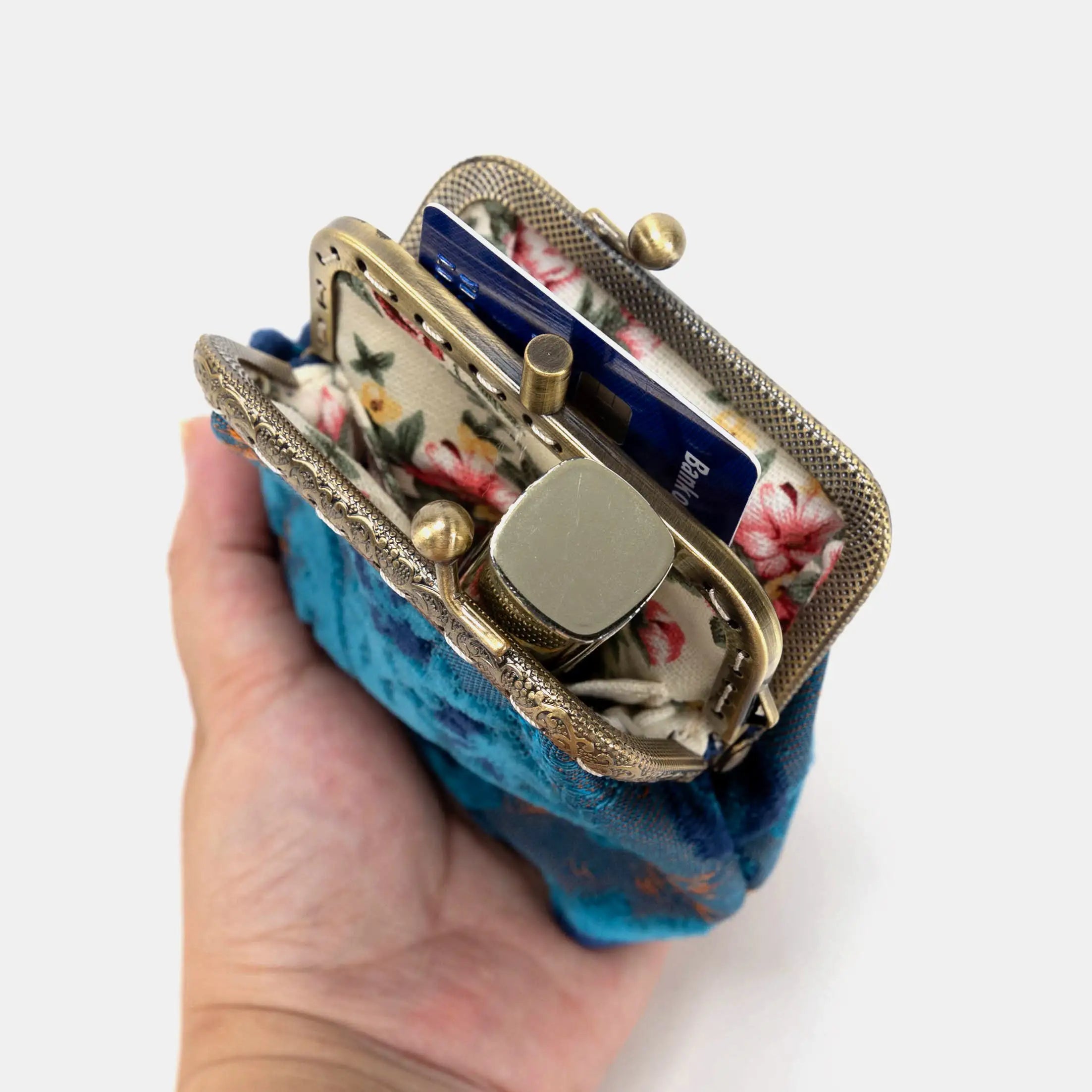 Burnout Velvet Revival Aqua Double Kiss Clasp Coin Purse of America main