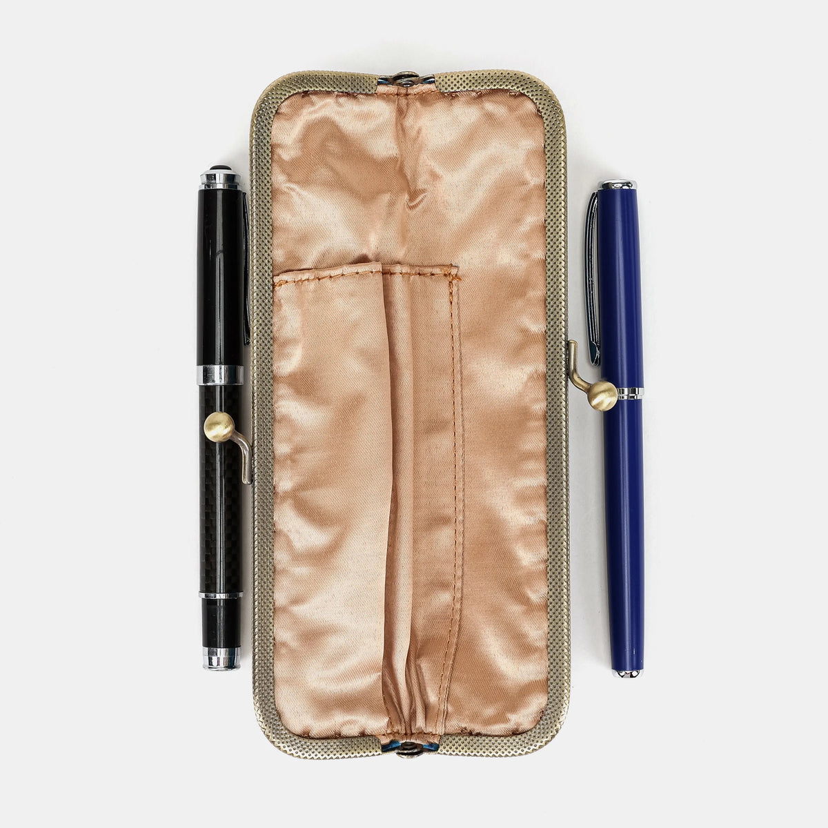 Revival Aqua Duo Pen Case Carpetbag of America open