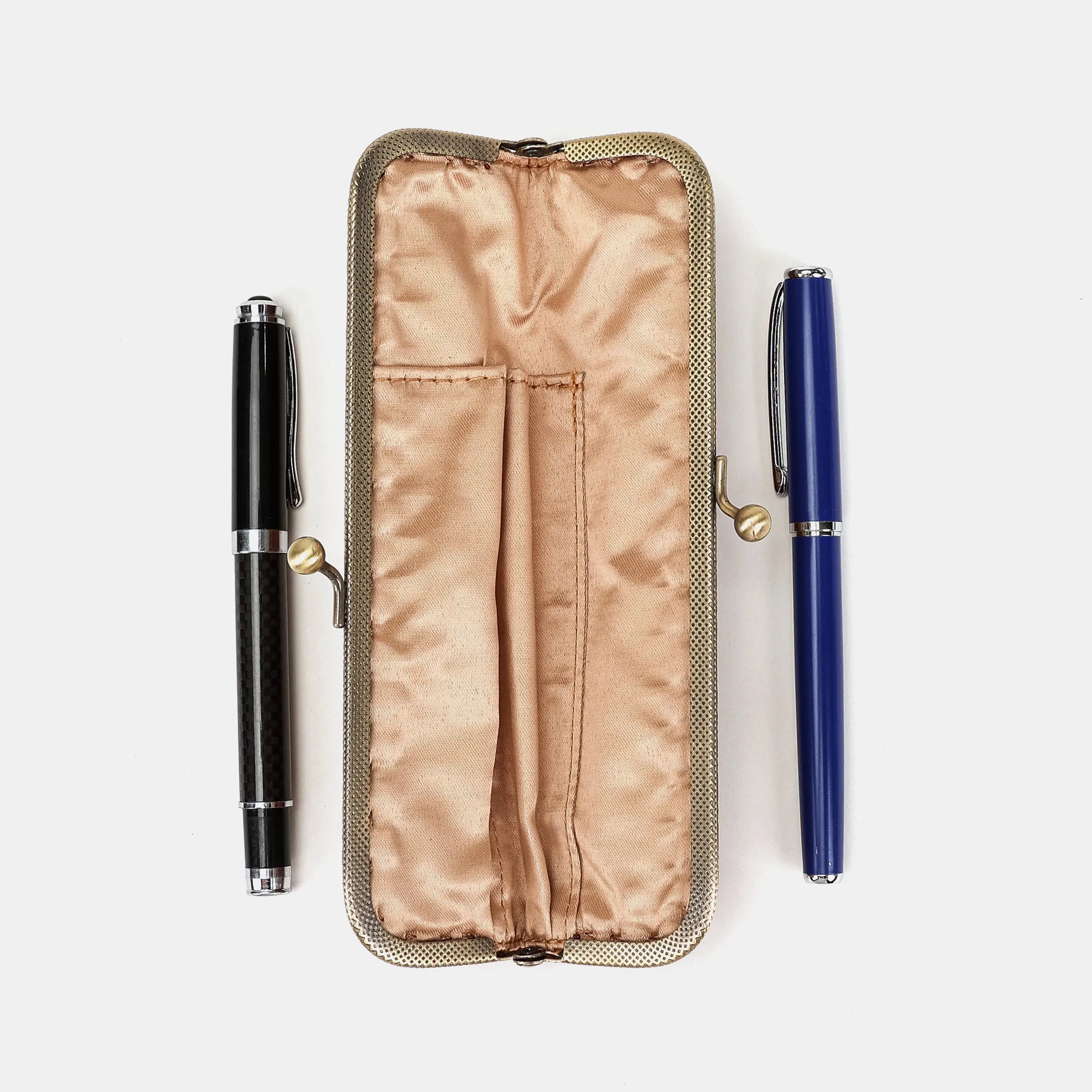 Revival Jade Duo Pen Case Carpetbag of America open