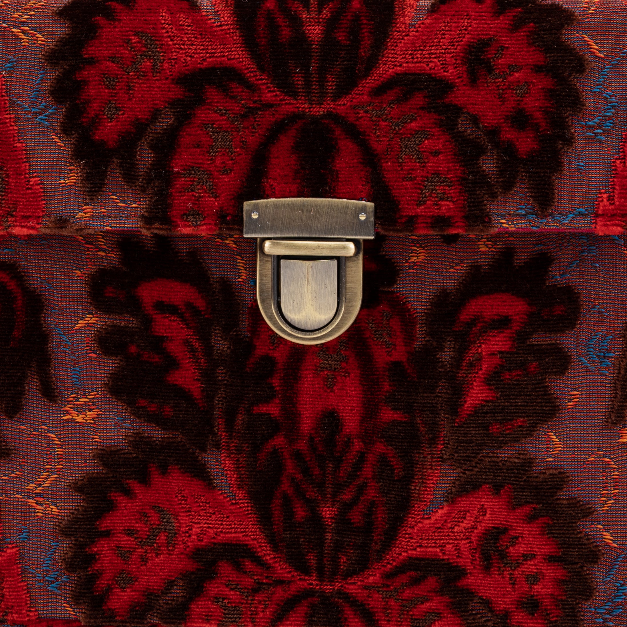 Burnout Velvet Revival Scarlet Josephine Large Train Case of America tuck lock