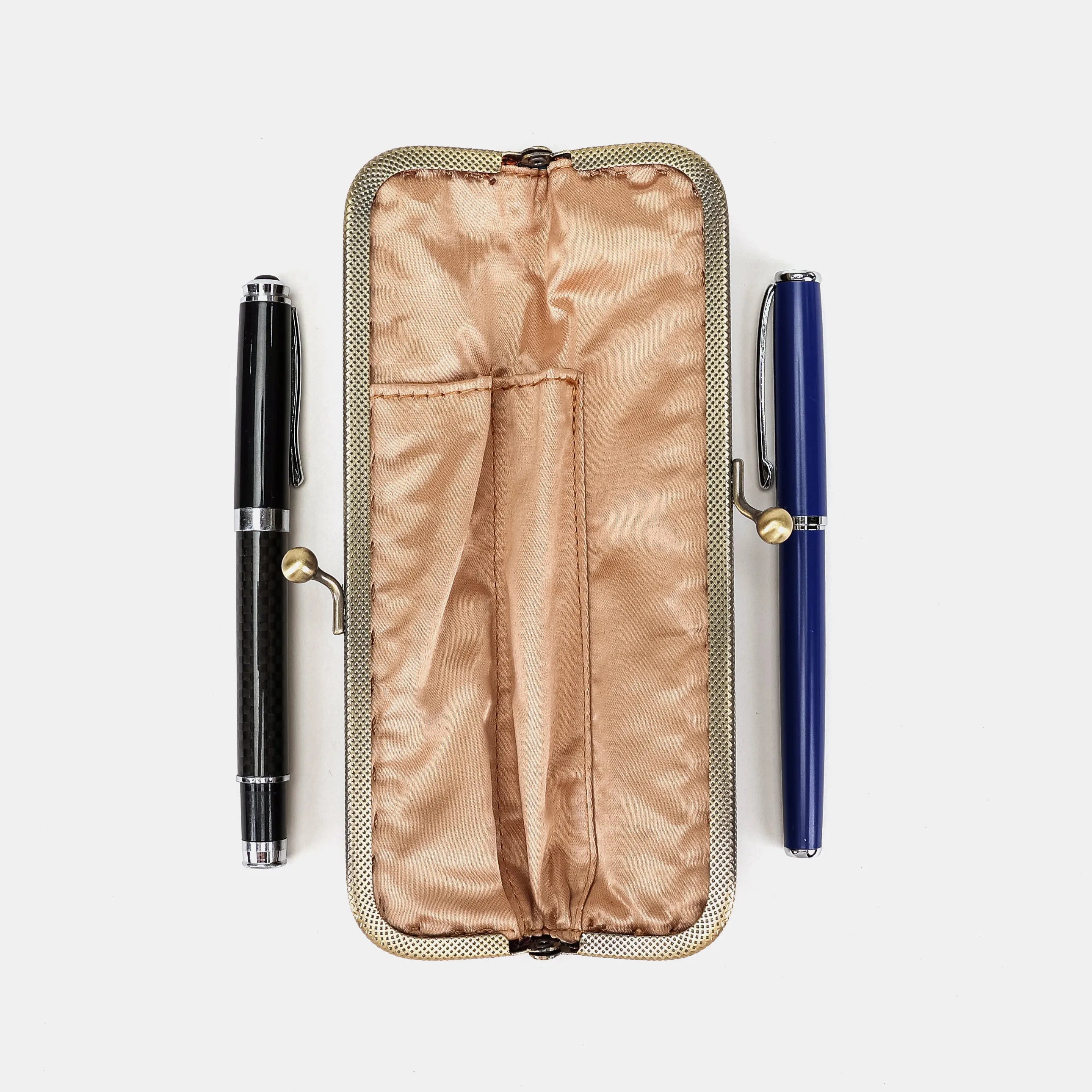 Revival Sephia Duo Pen Case Carpetbag of America open