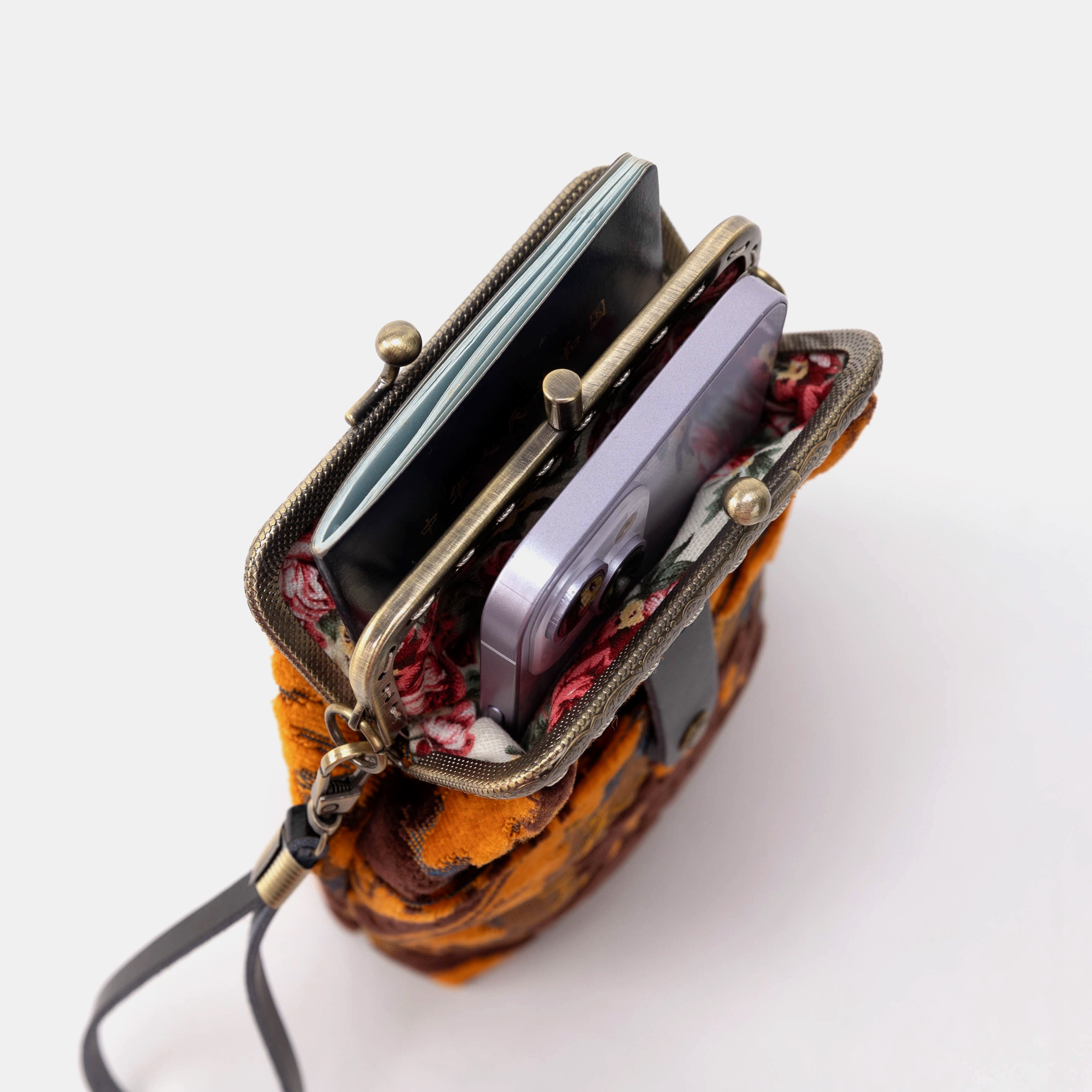 Burnout Velvet Revival Sienna Carpet Phone Case Carpetbag of America open mouth with phone