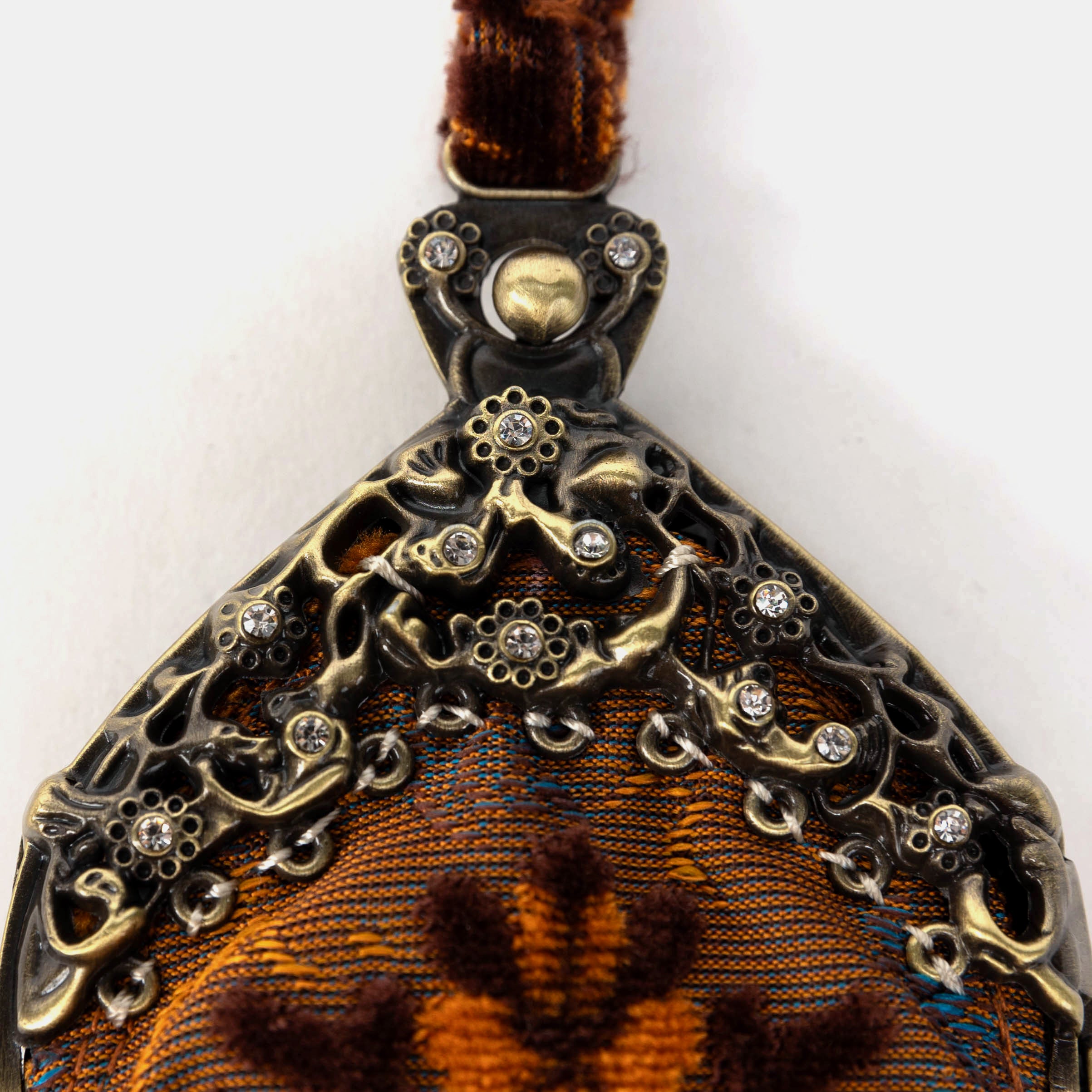 Burnout Velvet Revival Sienna Chatelaine Purse Wristlet Bag of America DETAIL