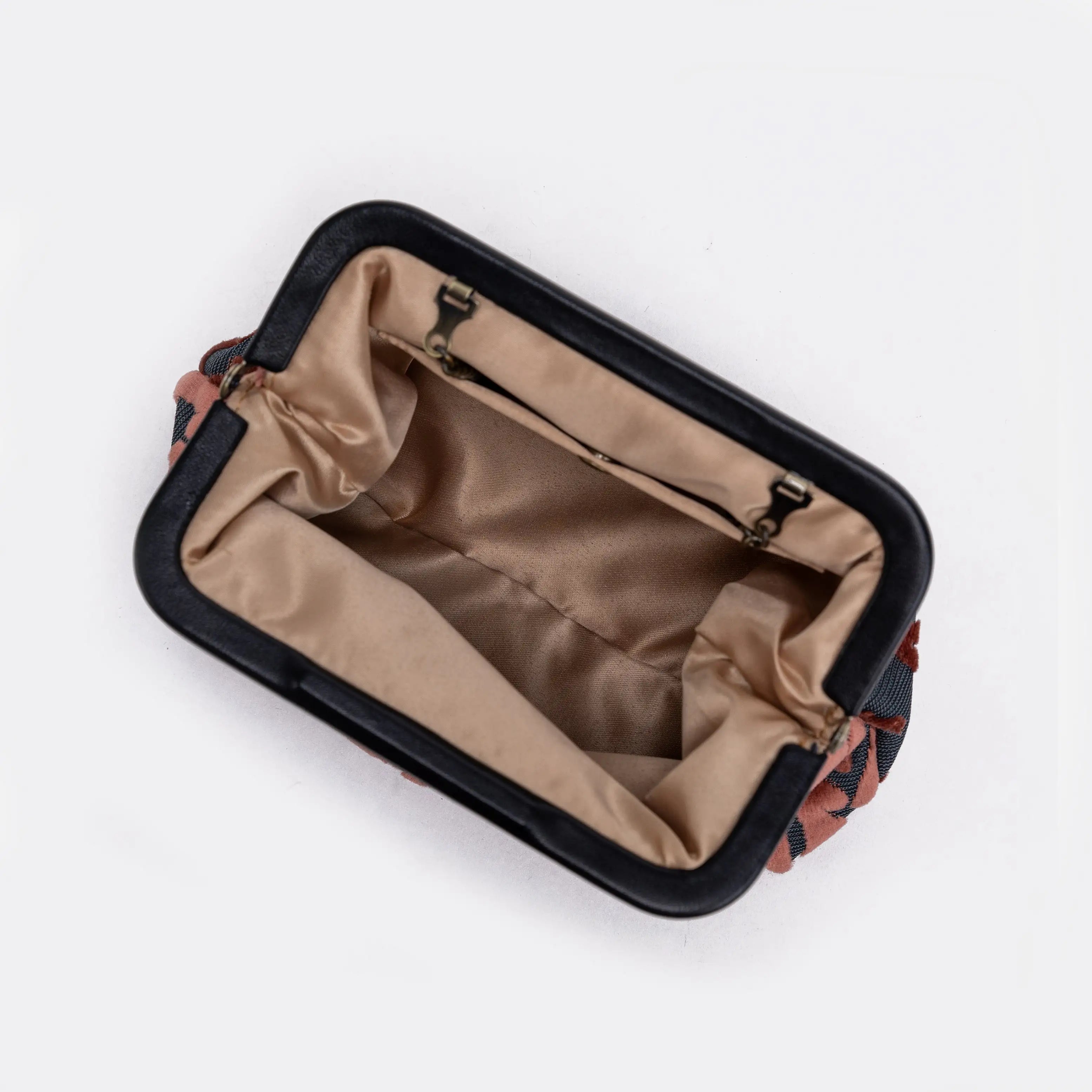 Burnout Velvet St Tropez Scuba Coral Alma Evening Clutch inside