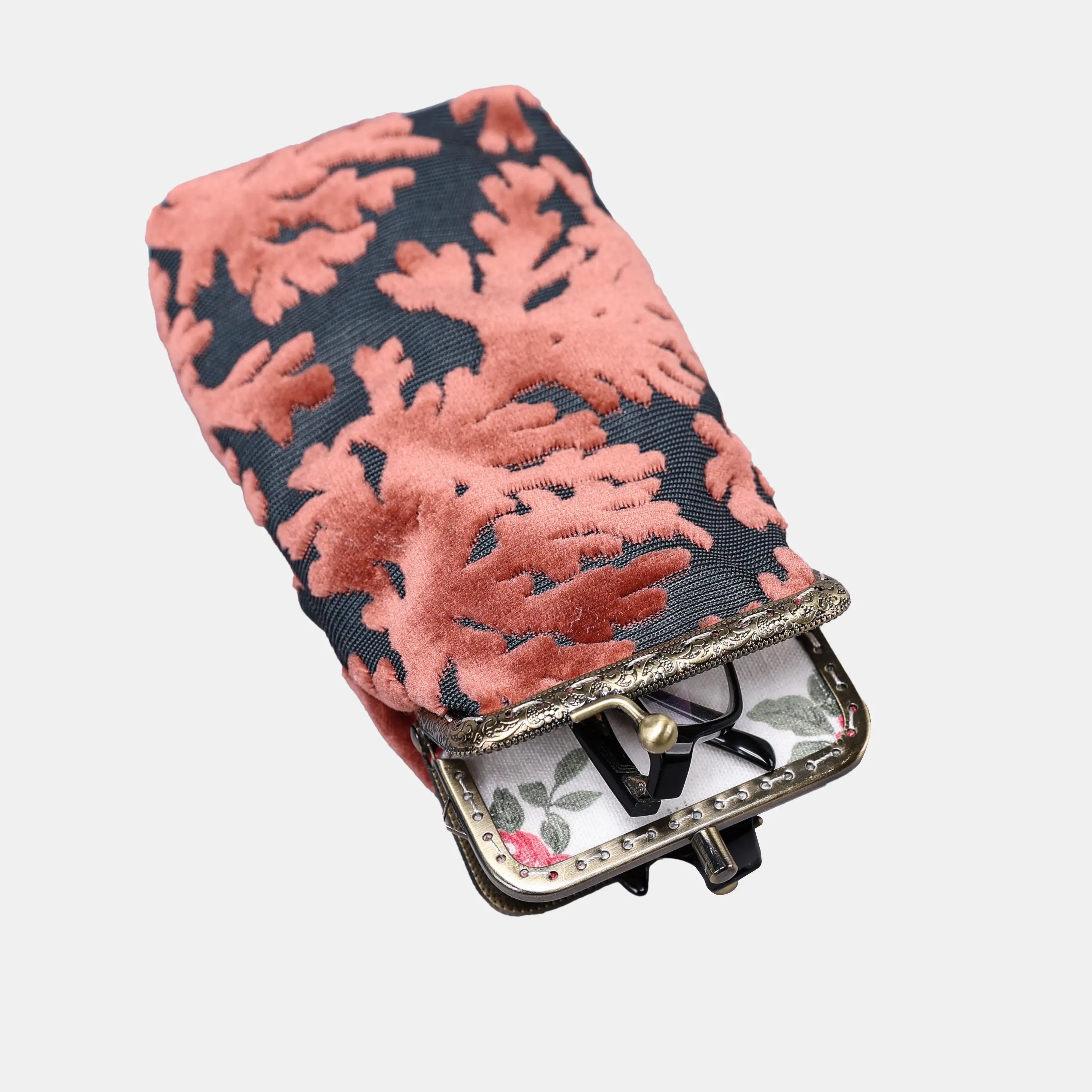 St Tropez Scuba Coral Carpet Eyeglasses Case of America Lying down-1