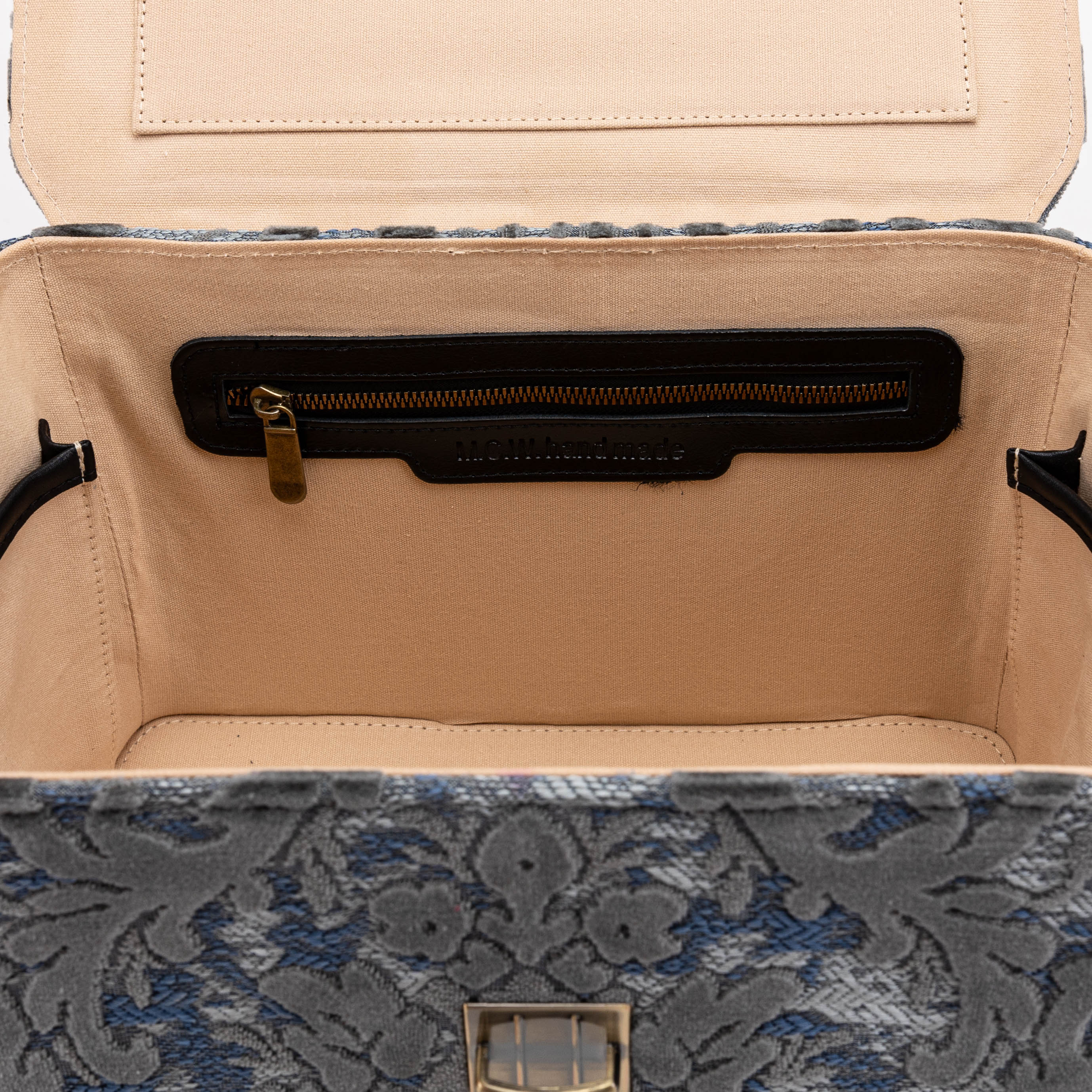 Burnout Velvet Steel Blue Josephine Large Train Case open