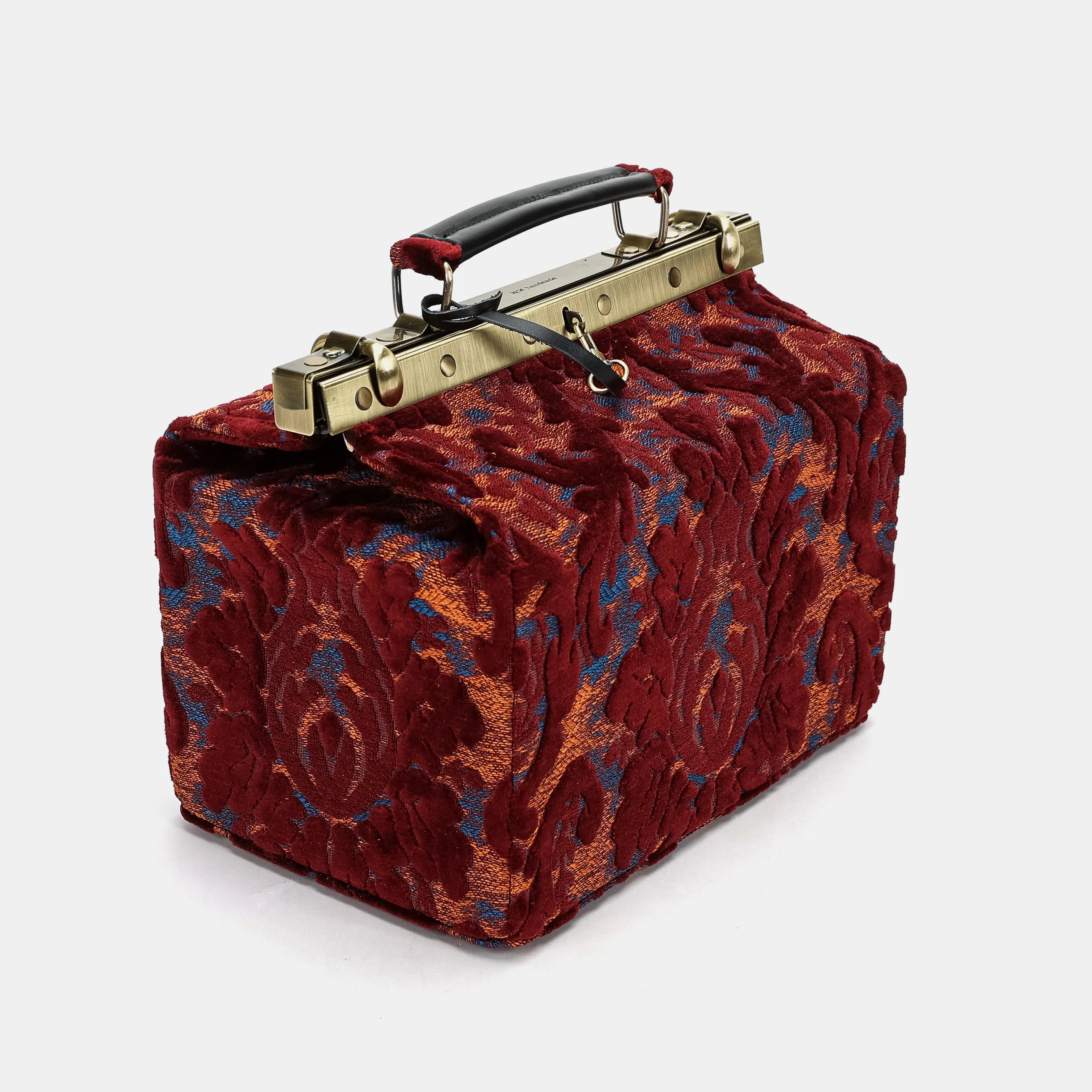 Burnout Velvet Wine Vivienne Carpet Purse Gladstone Bag America side