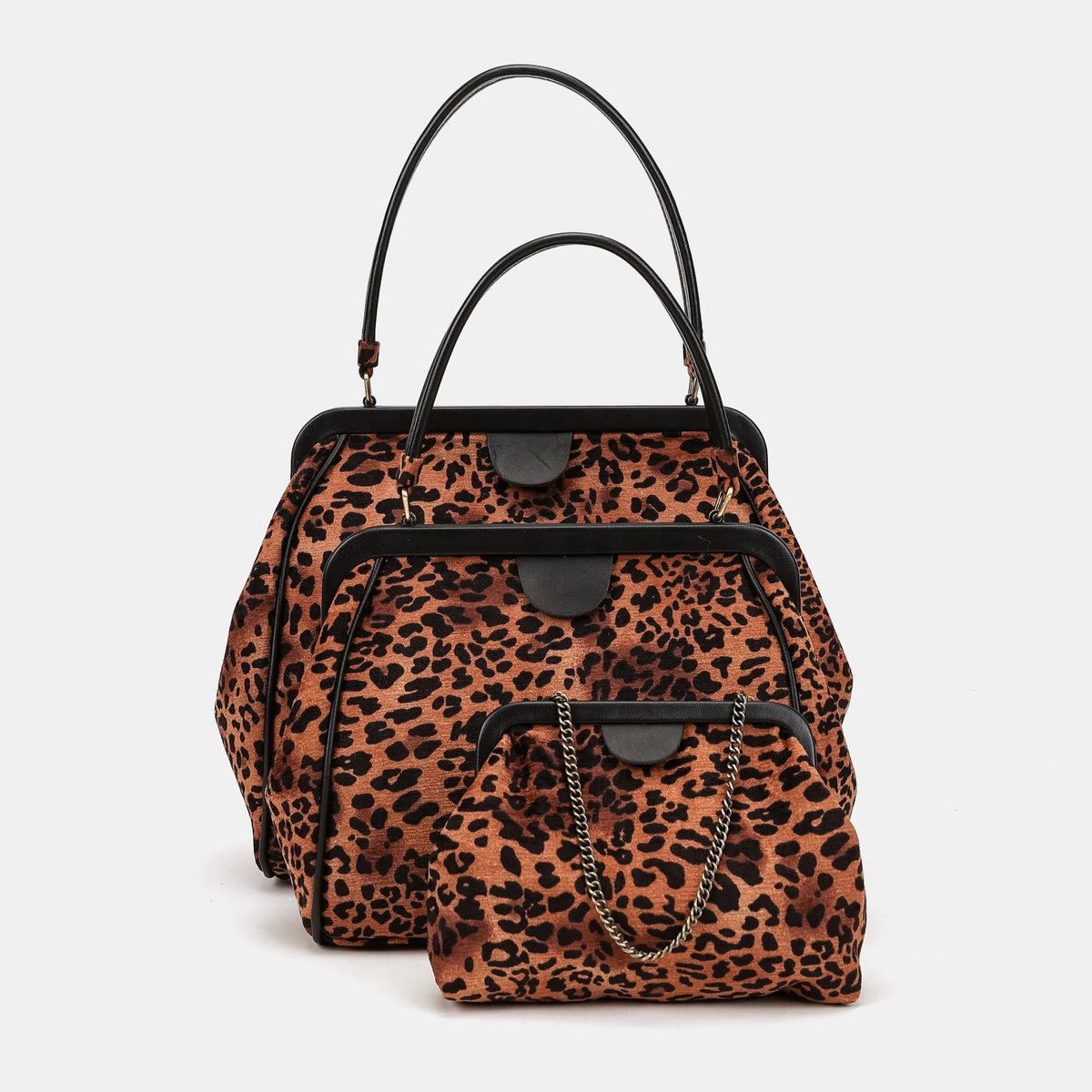 Leopard Classic Alma Shoulder Bag Carpetbag of America collection