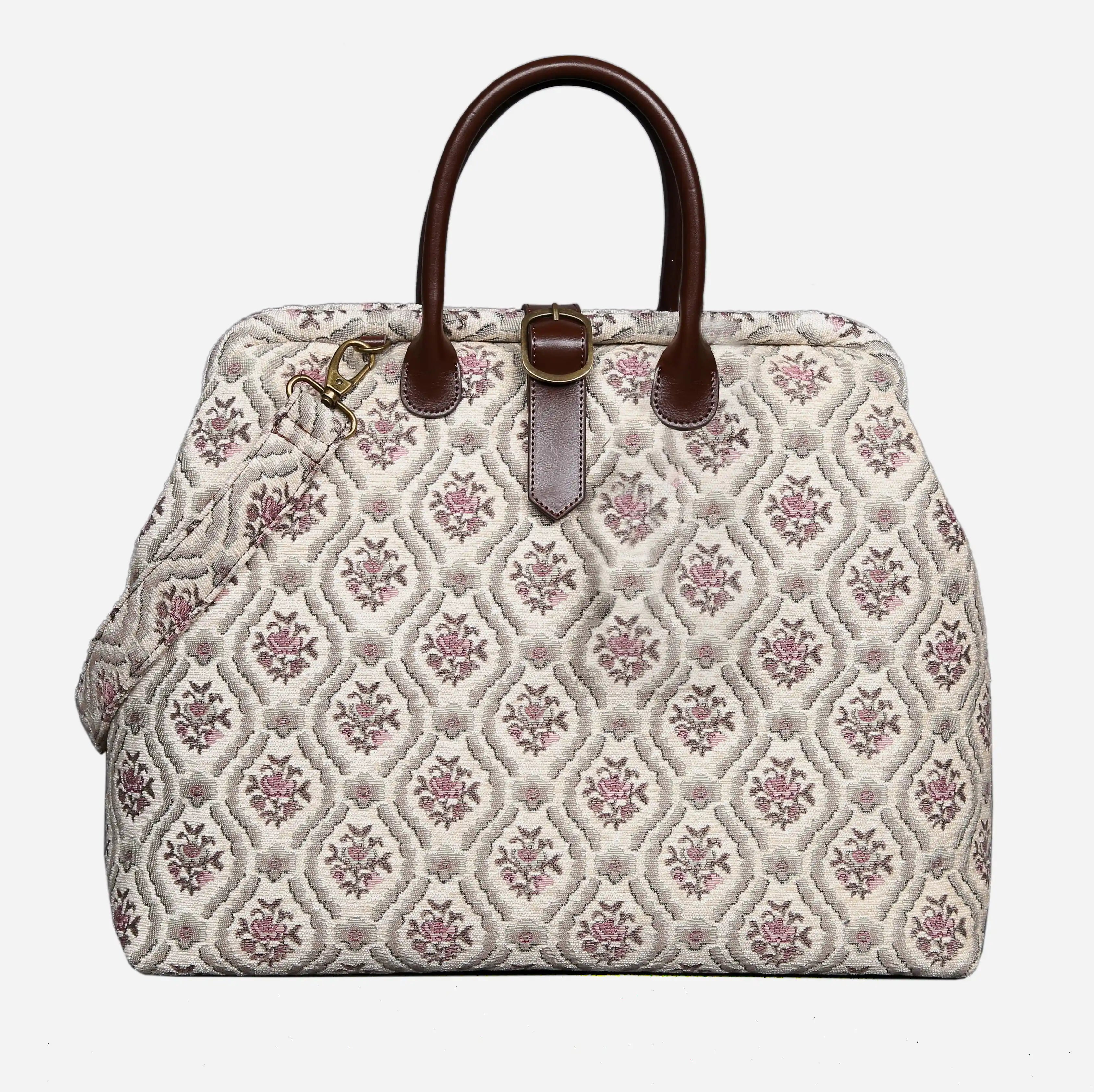 Traditional Cream Mary Poppins Weekender Carpetbag of America main