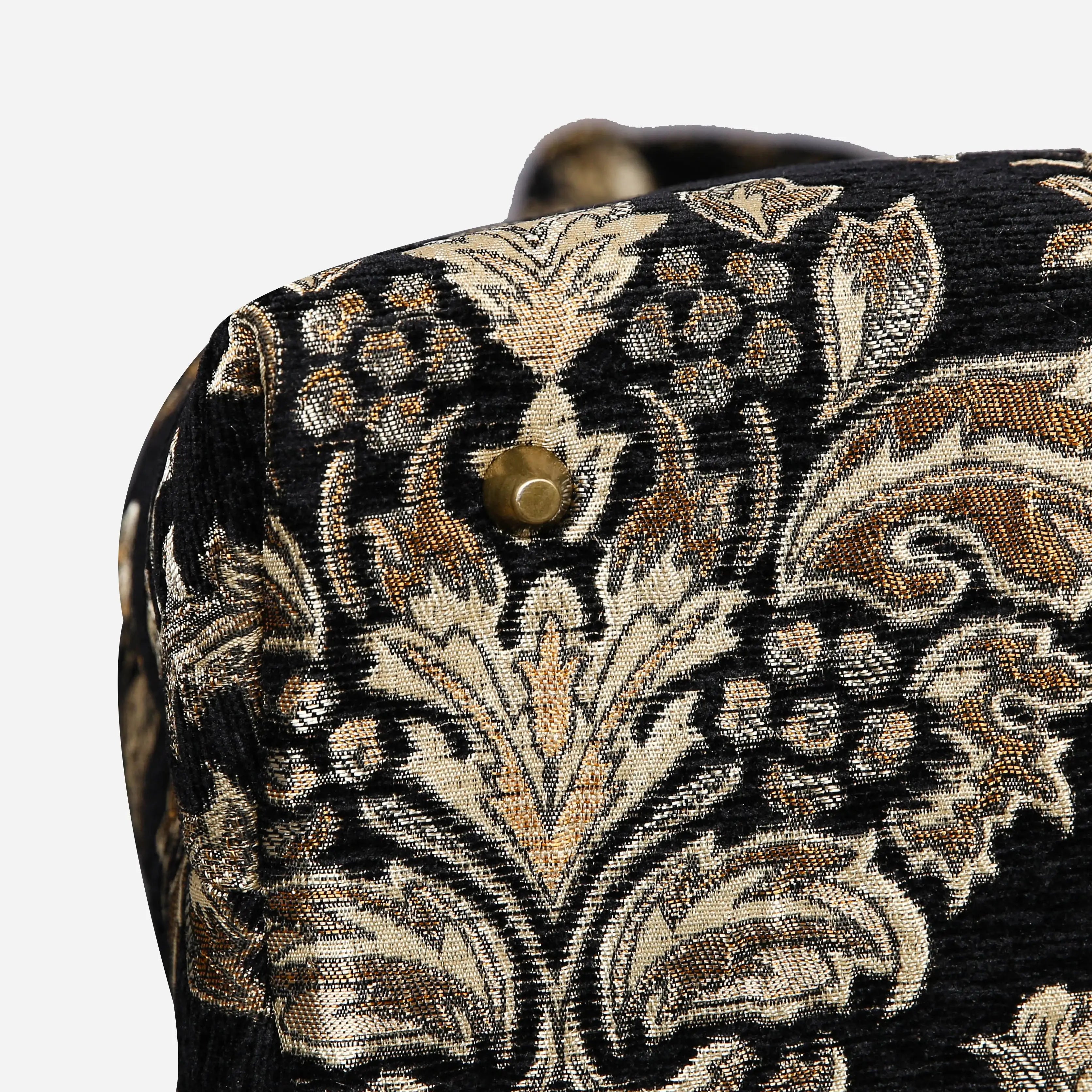 Victorian Blossom Black-Gold Mary Poppins Weekender Carpetbag bottom