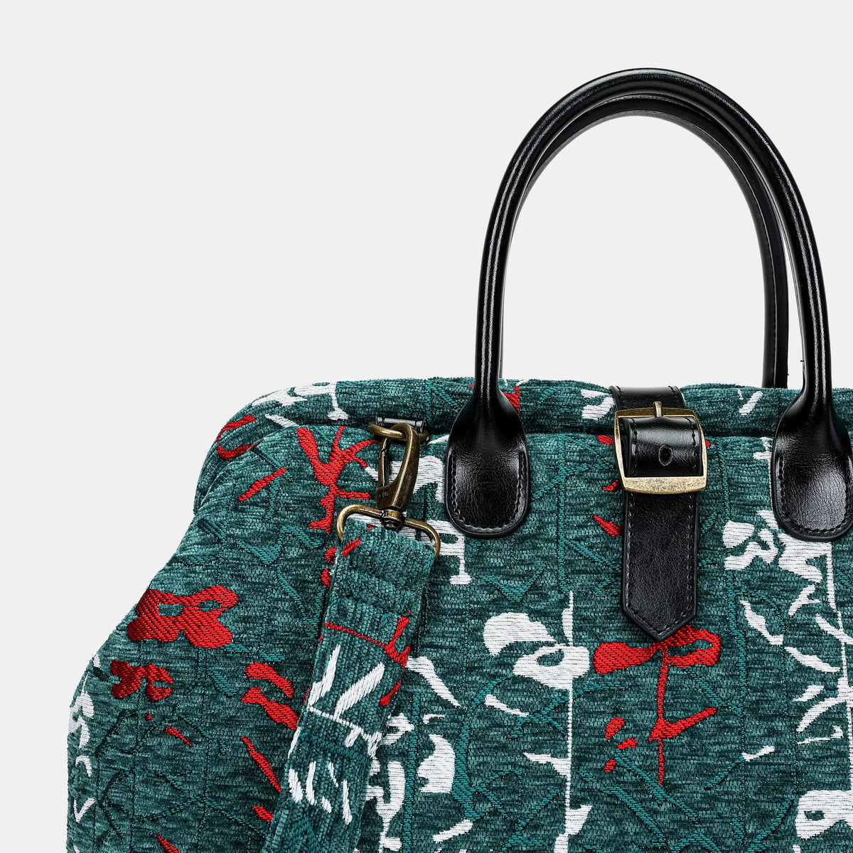 MCO Orlando Airport Mary Poppins Weekender Carpetbag of America details