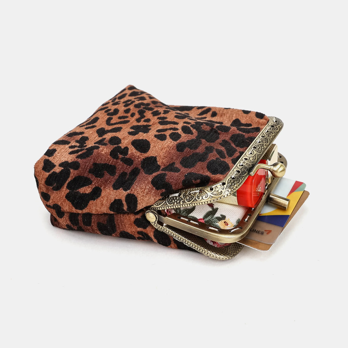 Leopard Classic Double Kiss Clasp Coin Purse Carpetbag of America side 