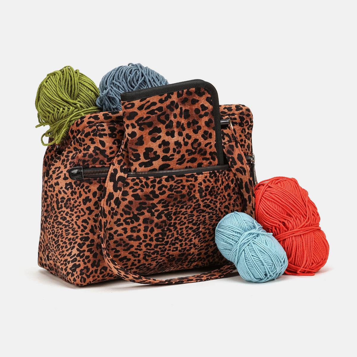 Leopard Classic Knitting Project Bag Carpetbag of America large with needle case