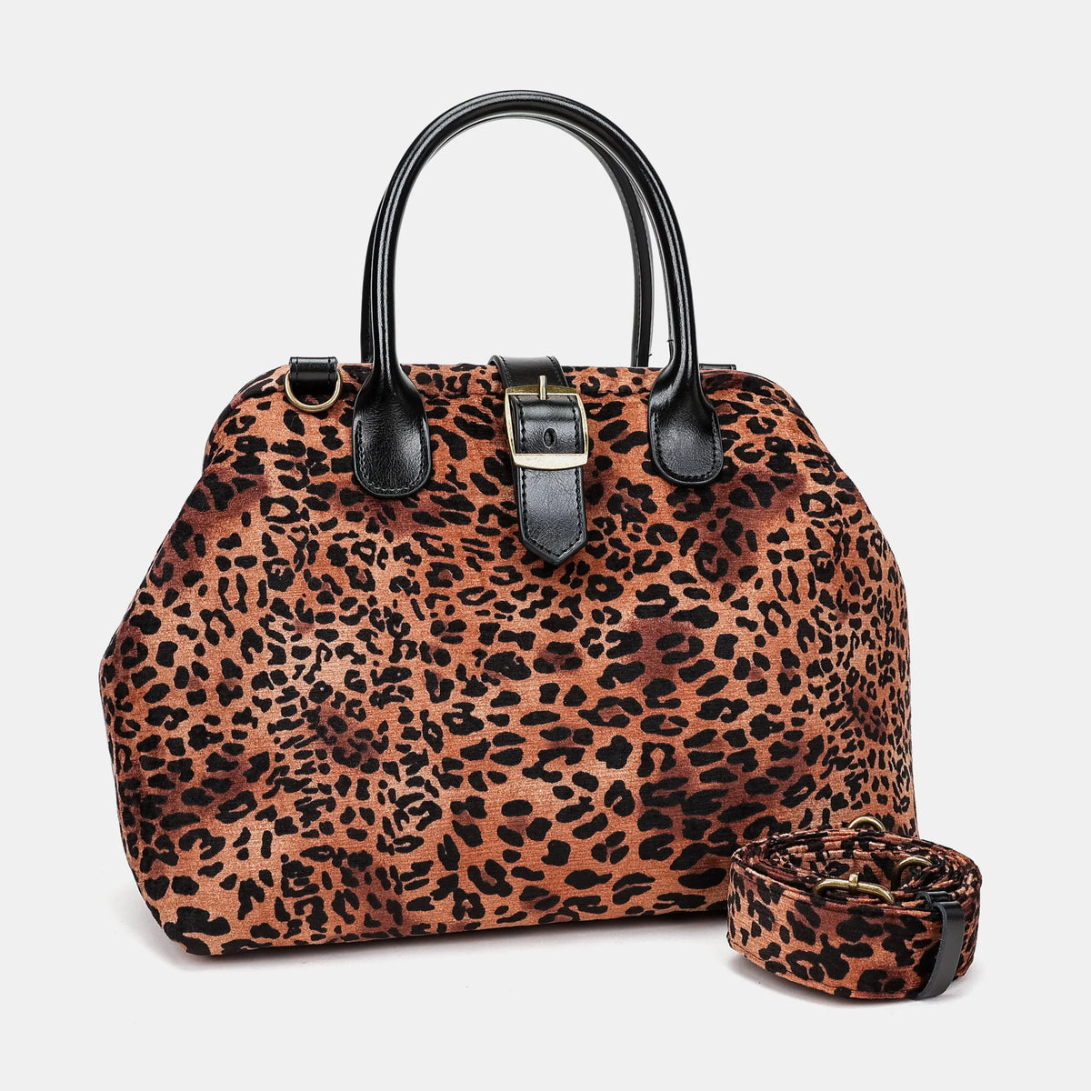 Leopard Classic Carpet Handbag Purse Carpetbag of America with shoulder strap