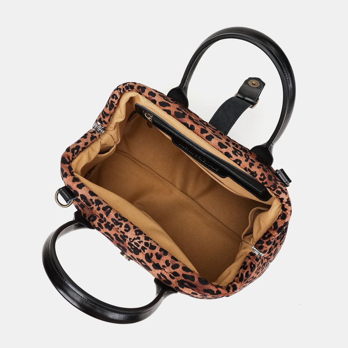 Leopard Classic Carpet Handbag Purse Carpetbag of America inside