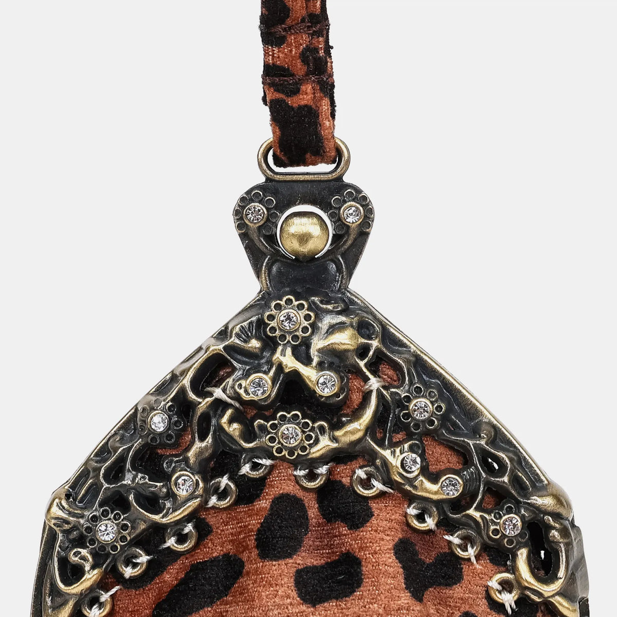 Leopard Classic Chatelaine Purse Wristlet Bag Carpetbag of America detail