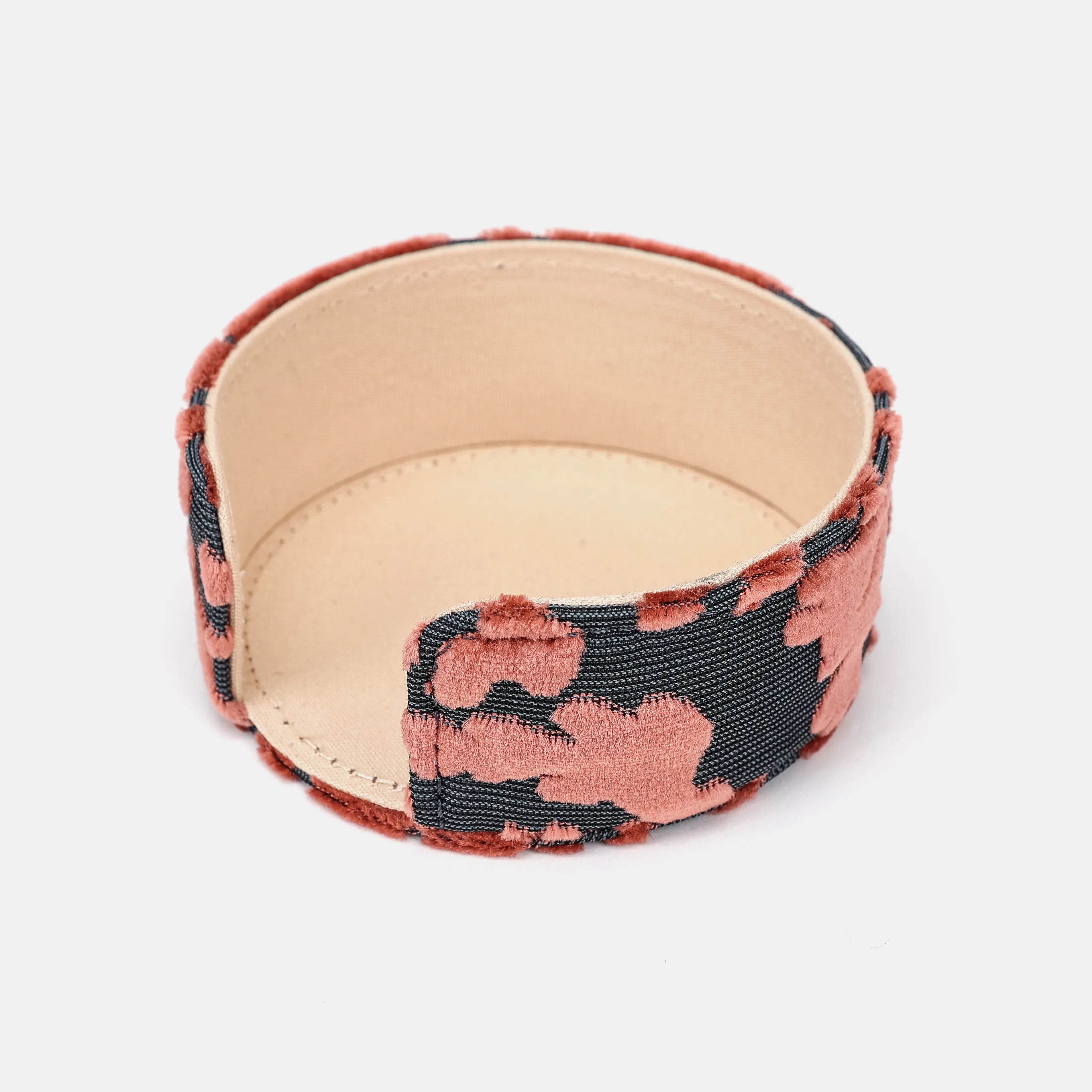 Burnout Velvet St Tropez Scuba Coral Round Coaster Set with Holder holder