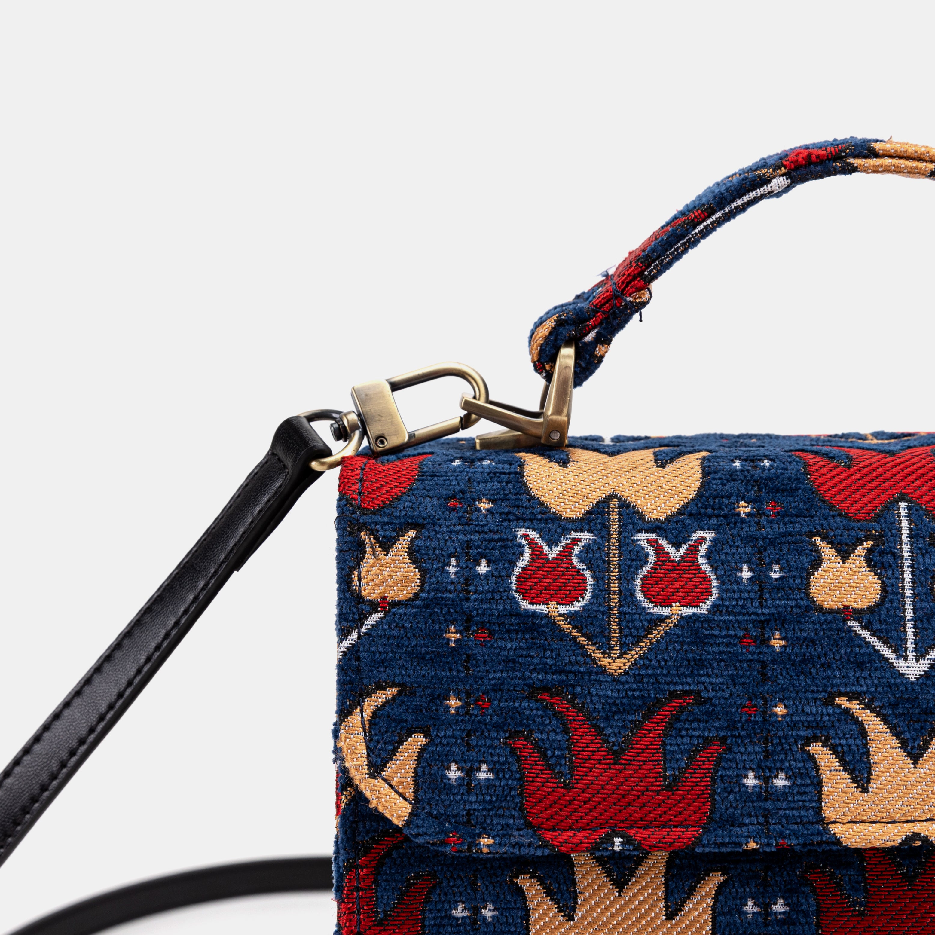 Poppy Bloom Flap Satchel Carpetbag of America detail