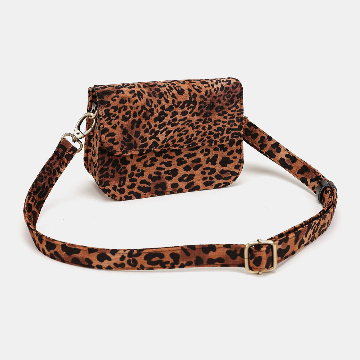 Leopard Classic Flap Crossbody Bag Carpetbag of America overview