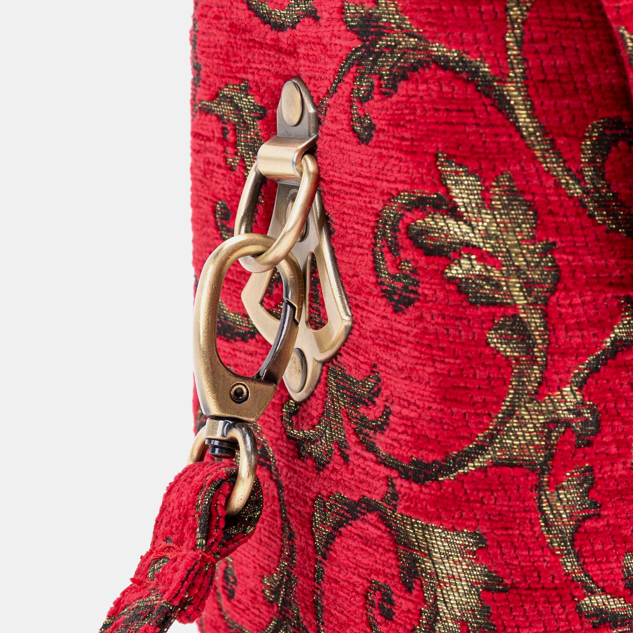 Vintage Scroll Red Clara Medium Train Case Purse of America clasp