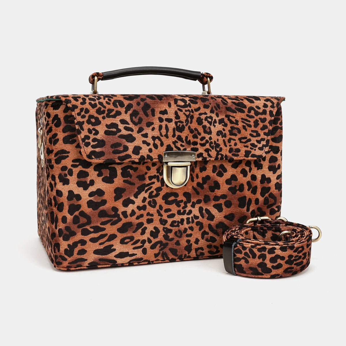 Leopard Classic Josephine Large Train Case Carpetbag of America with shoulder strap