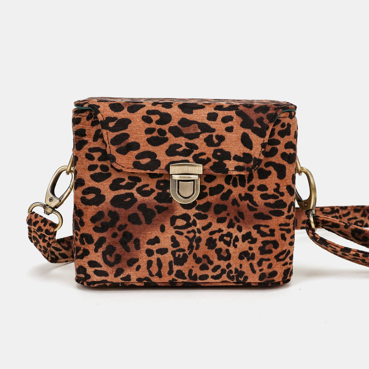 Leopard Classic Emma Small Train Case Crossbody of America overview